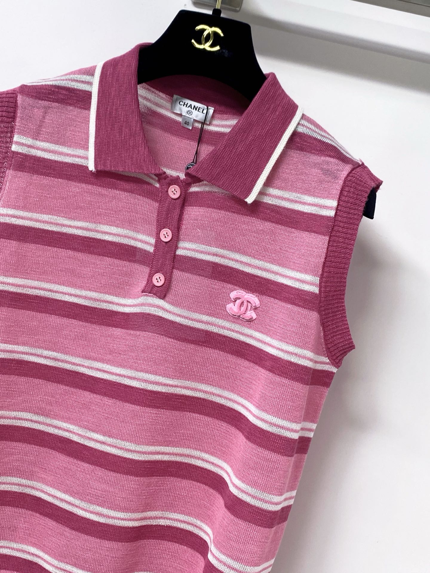 Chanel 2026 Knit Sleeveless Polo-Neck Top Pink Lelin 449878