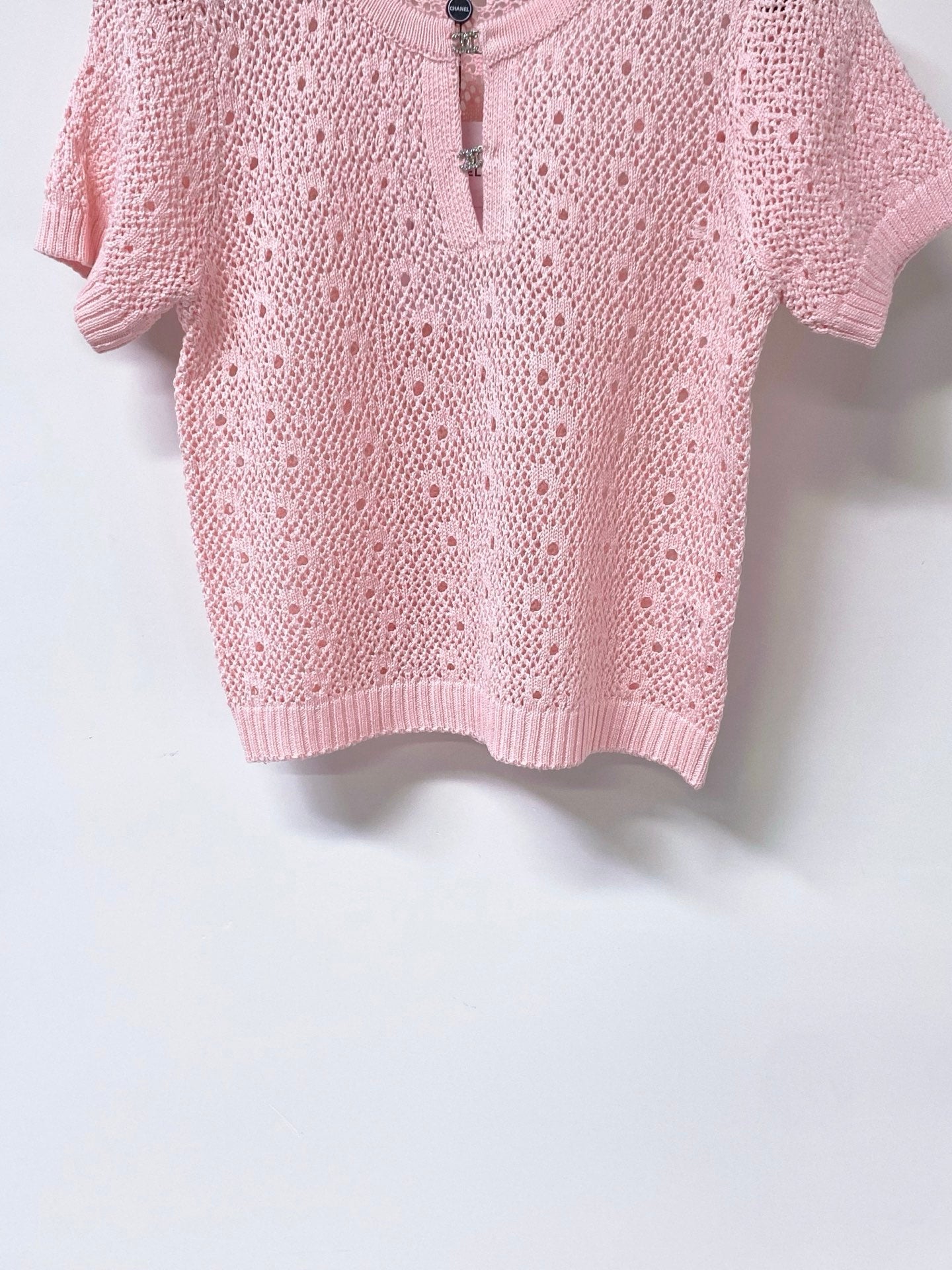 Chanel 2026 Short-Sleeved Shirts Crochet Logo Buttons 449828
