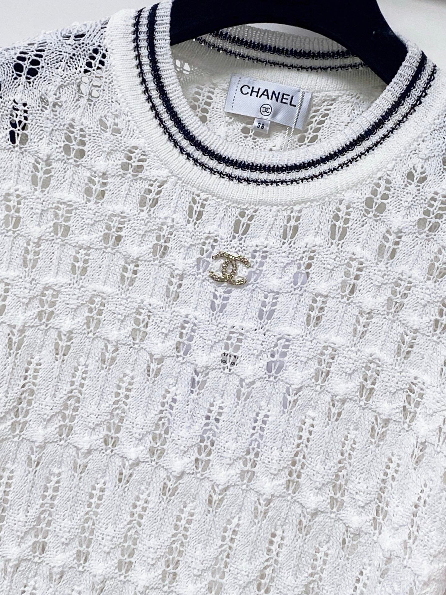 Chanel 2026 White And Black Short-Sleeved Shirt Wool 479934