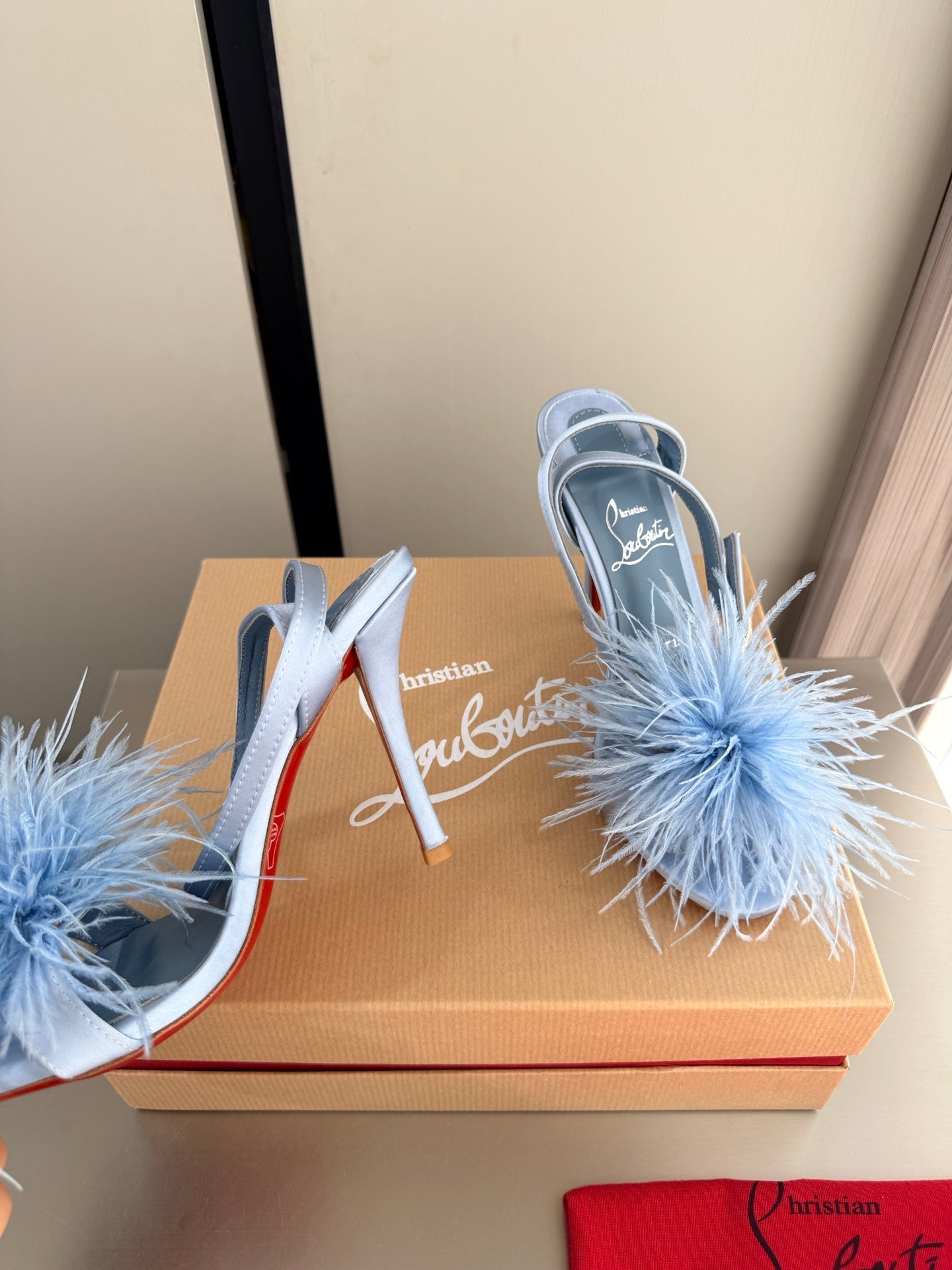 CL 2026 Loubipoupi Sandal 100mm Feather Leather 868957