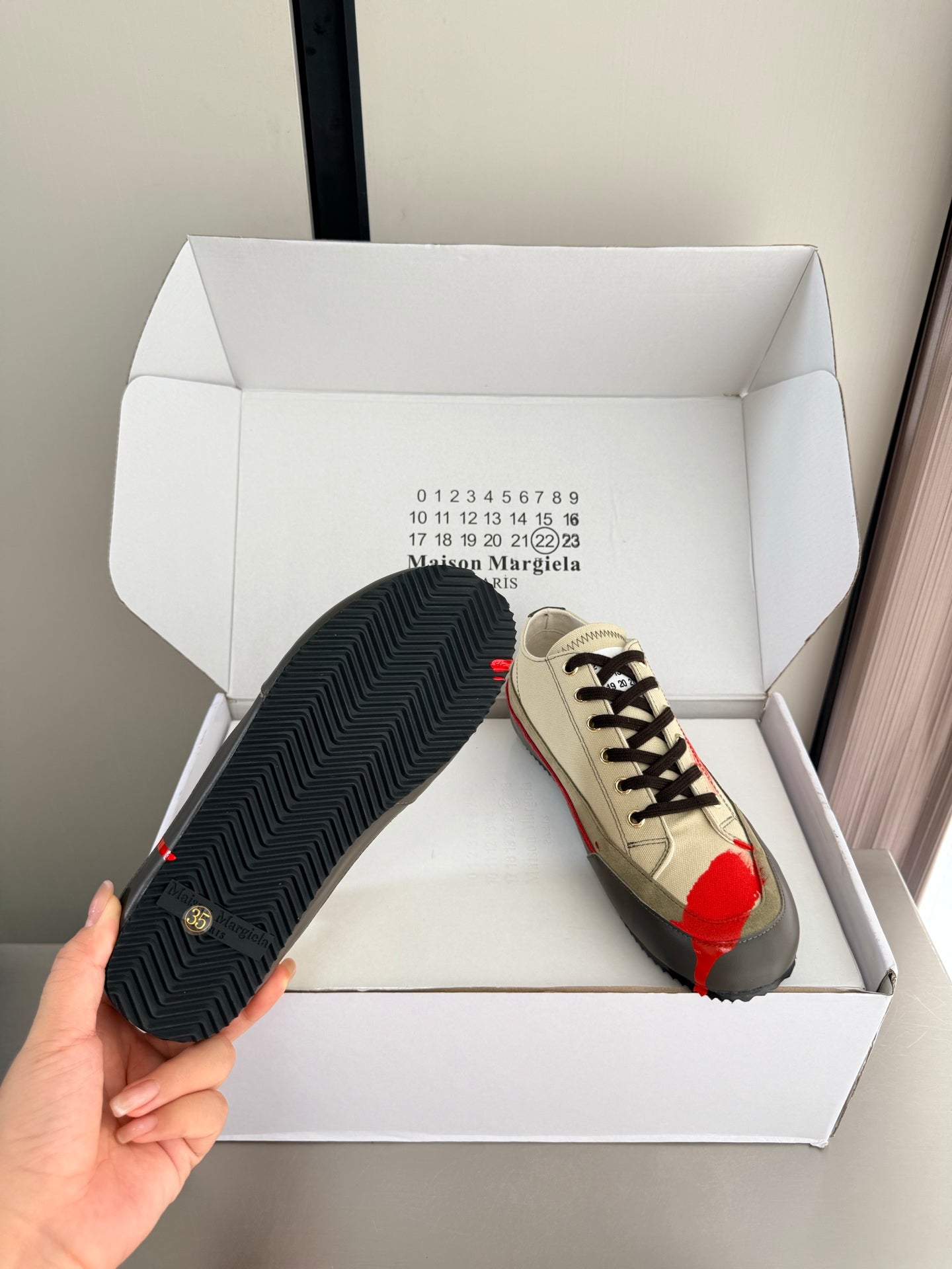 Maison Margiela 2026 Traveller  Sneaker Canvas 929708