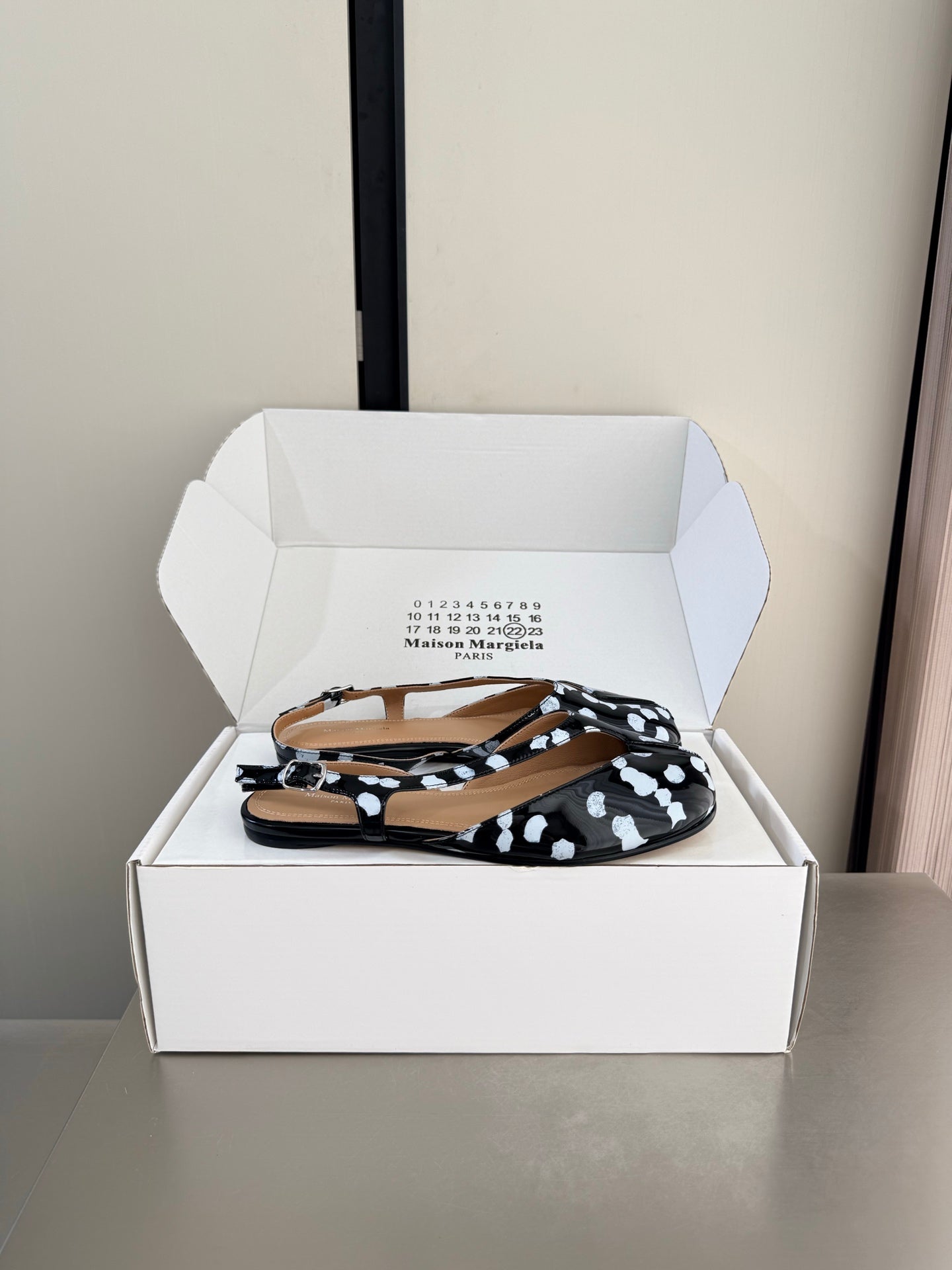 Maison Margiela 2026 Open-Toe Sandals Leather 929716
