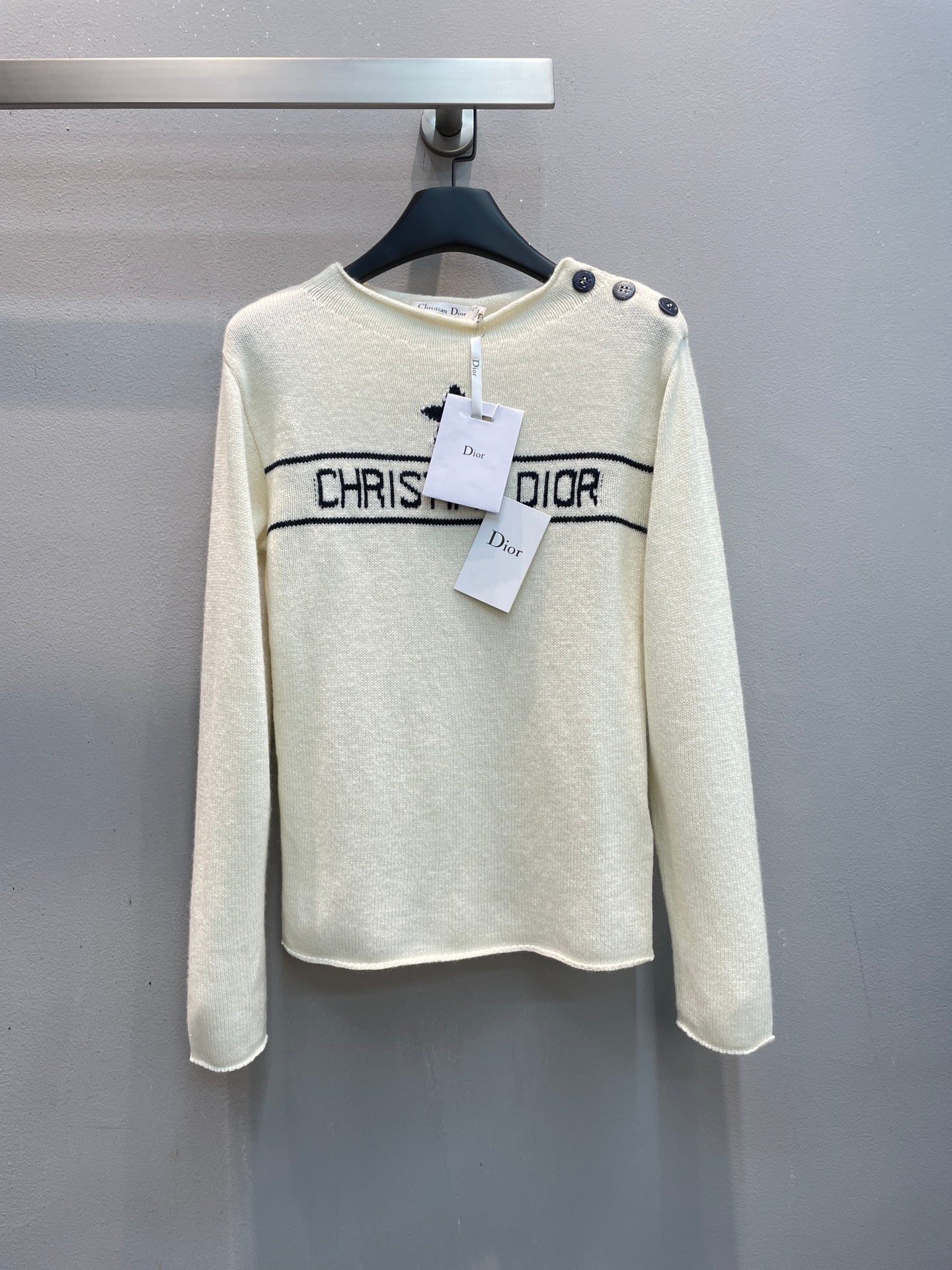 CD 25 Sweater White With Buttons On The Shoulder Cashmere