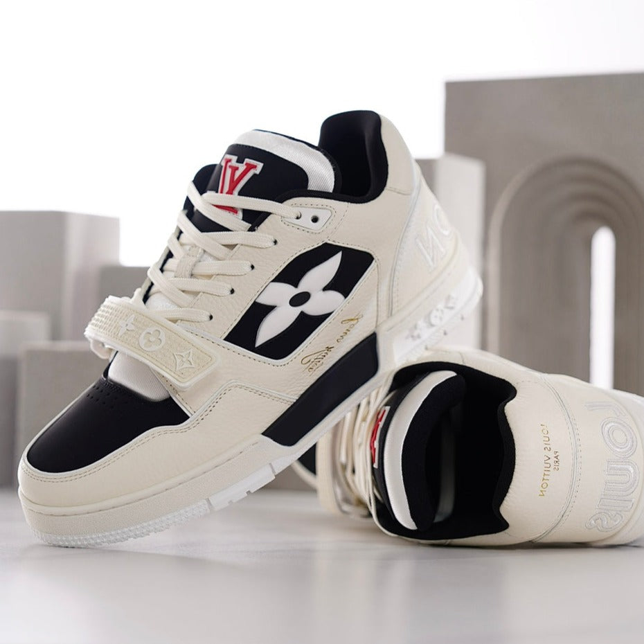 LV TRAINER SNEAKER WHITE CALFSKIN MIX BLACK SUEDE