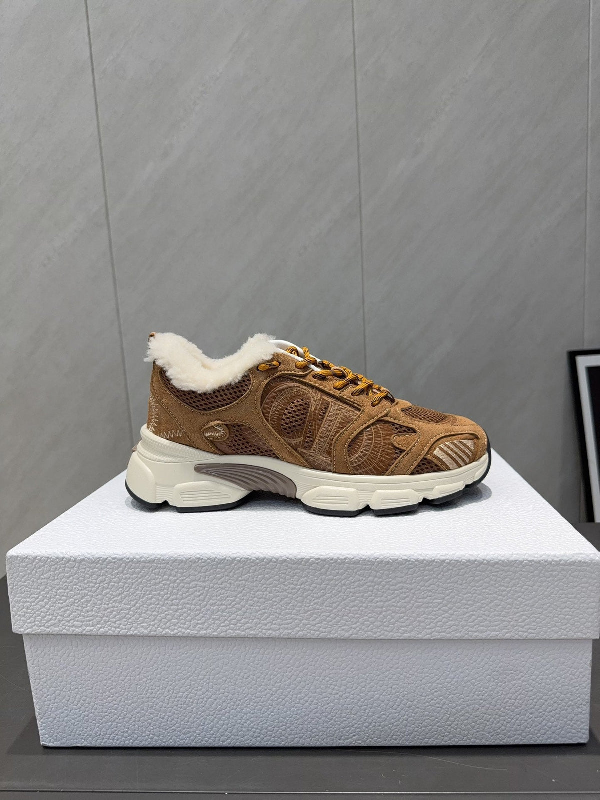 CD platform casual sneaker brown wool suede mesh 539677