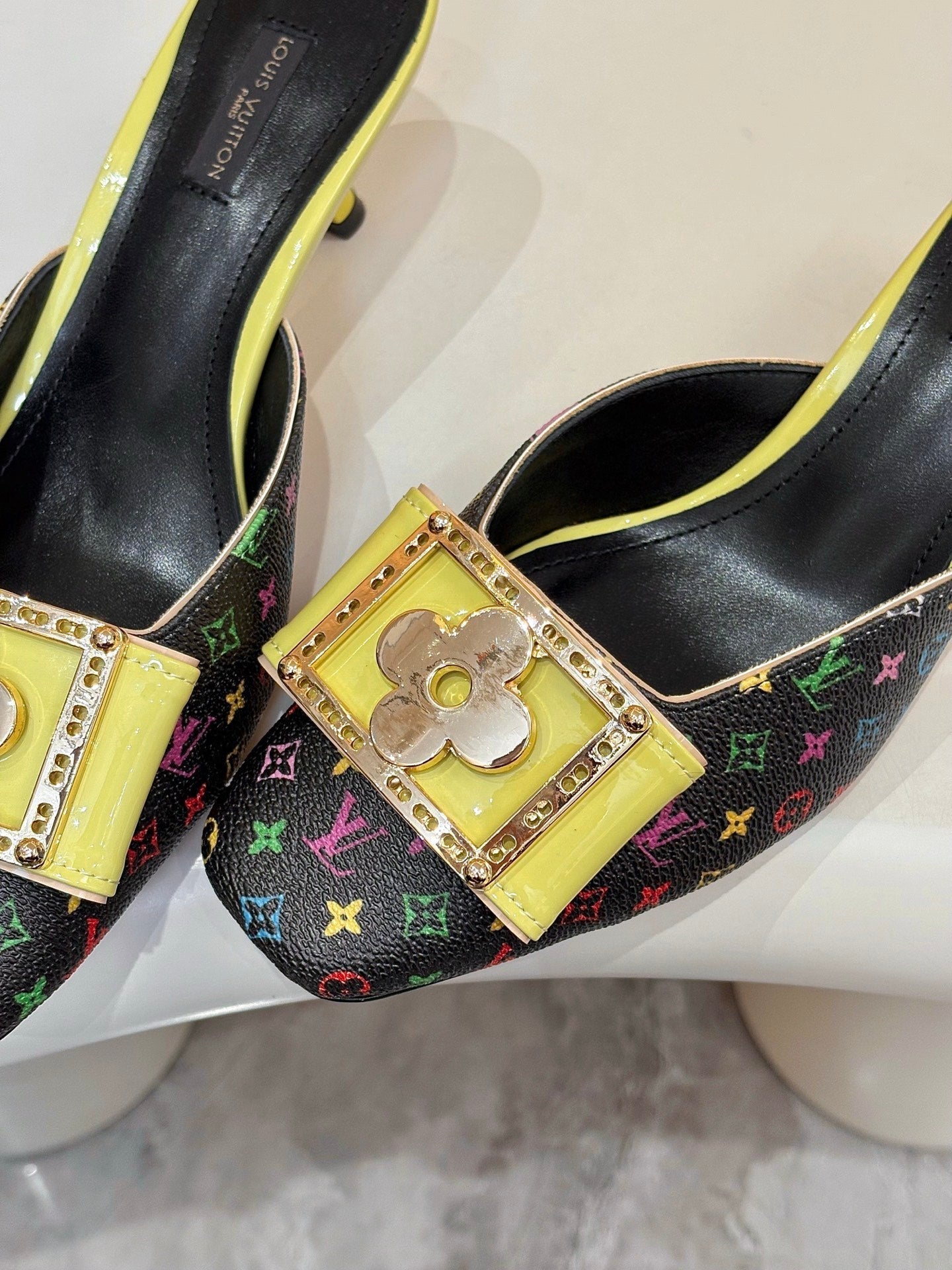 LV 26ss High-Heeled Mules 60 Black Lemon Yellow Multicolor Cowhide 664880