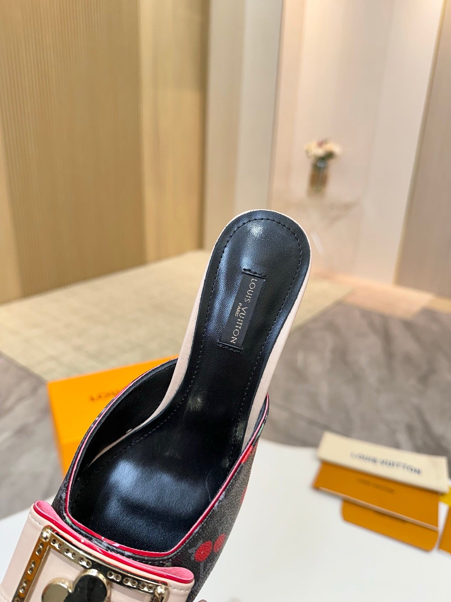 LV 26ss High-Heeled Mules 60 Black Cherry Monogram Cowhide 664890