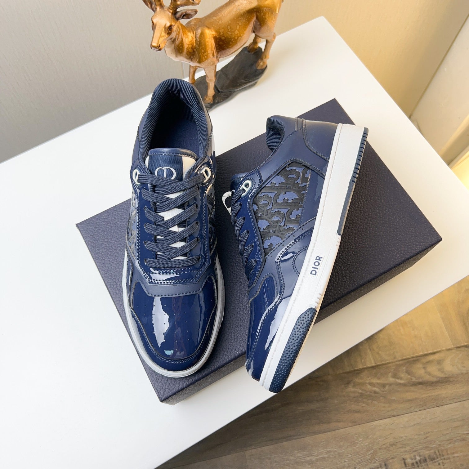 CD 25 B57 Sneaker Blue Patent Leather 750646
