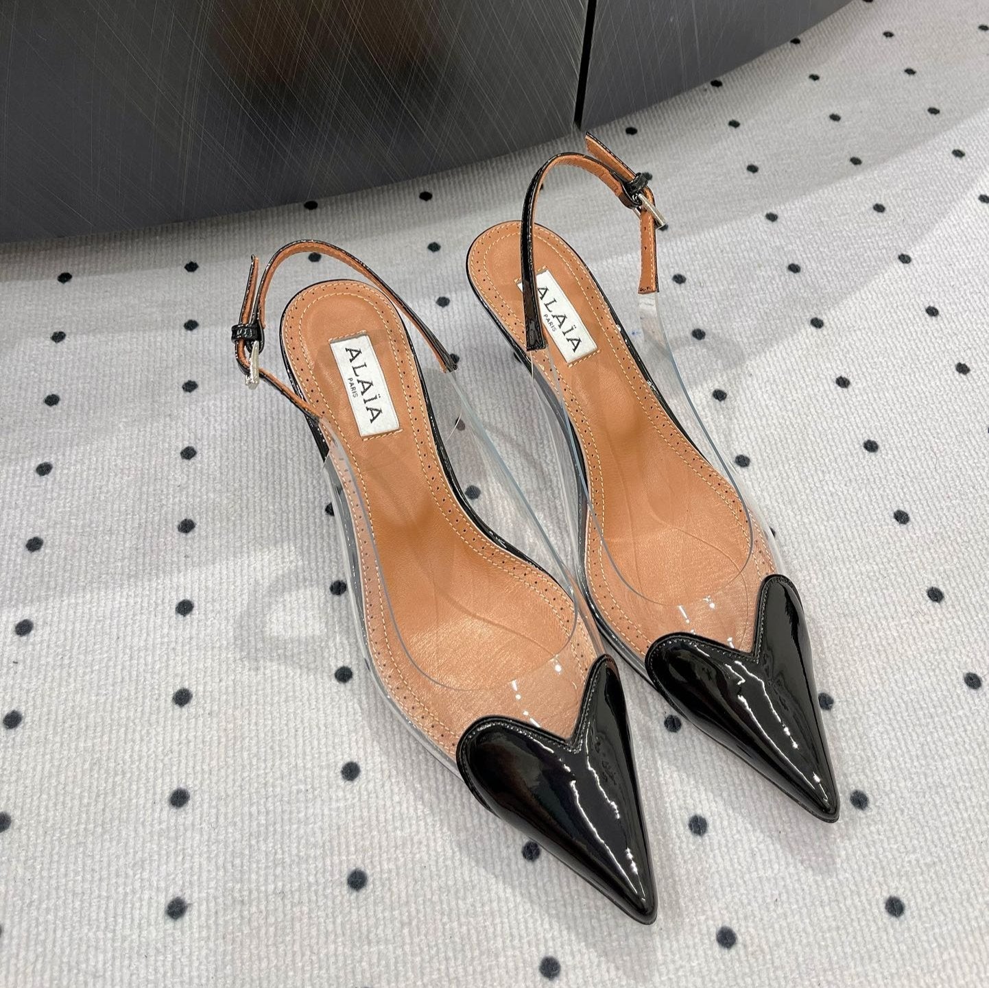 Alaila Le CÅ“ur Slingbacks 60mm In Black Glossy Lambskin 954833
