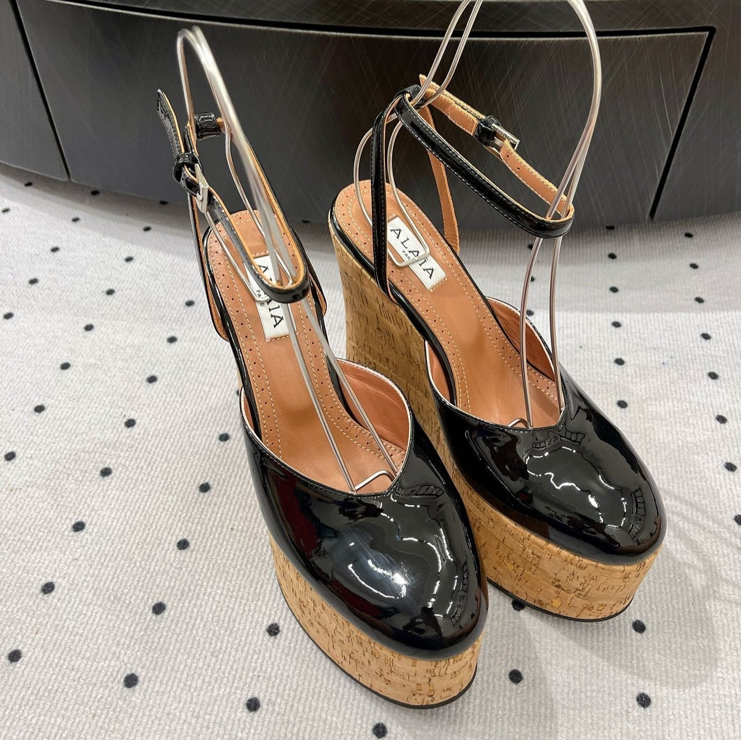 Alaila Wedge Sandals 115mm In Black Glossy Lambskin 954887