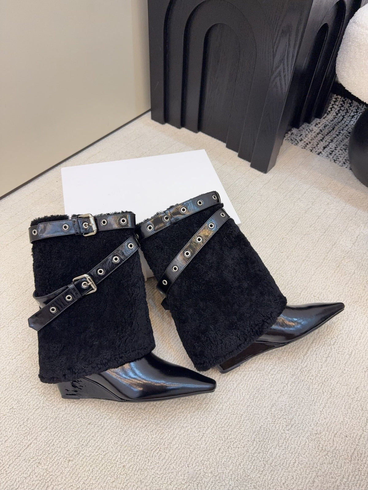 CC 26 Ankle Boot With Buckle Black Cowhide Wool 589111