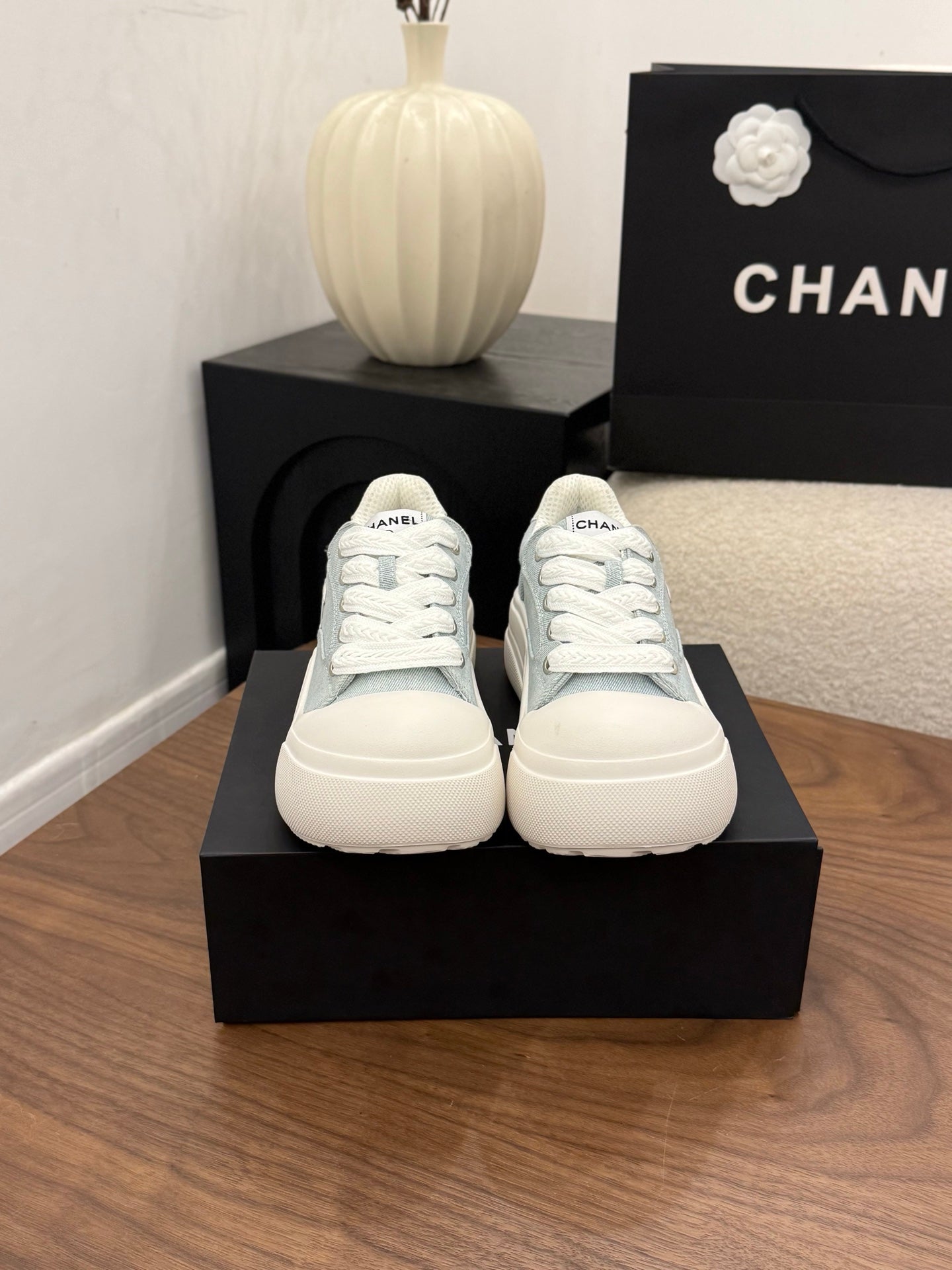CC 26s Casual Sneaker Baby Blue White Canvas Leather 183594