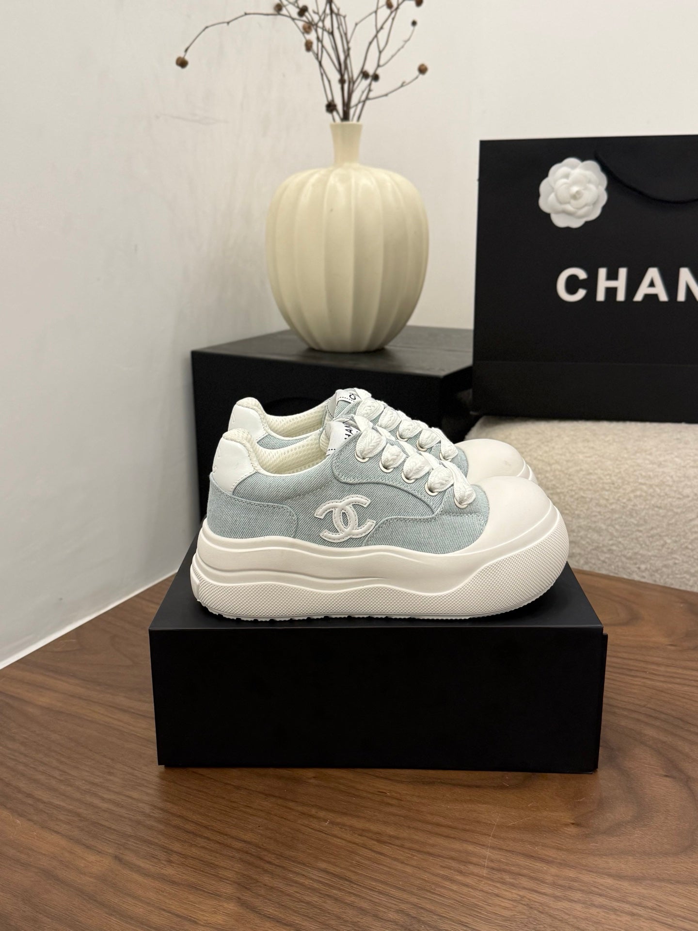 CC 26s Casual Sneaker Baby Blue White Canvas Leather 183594