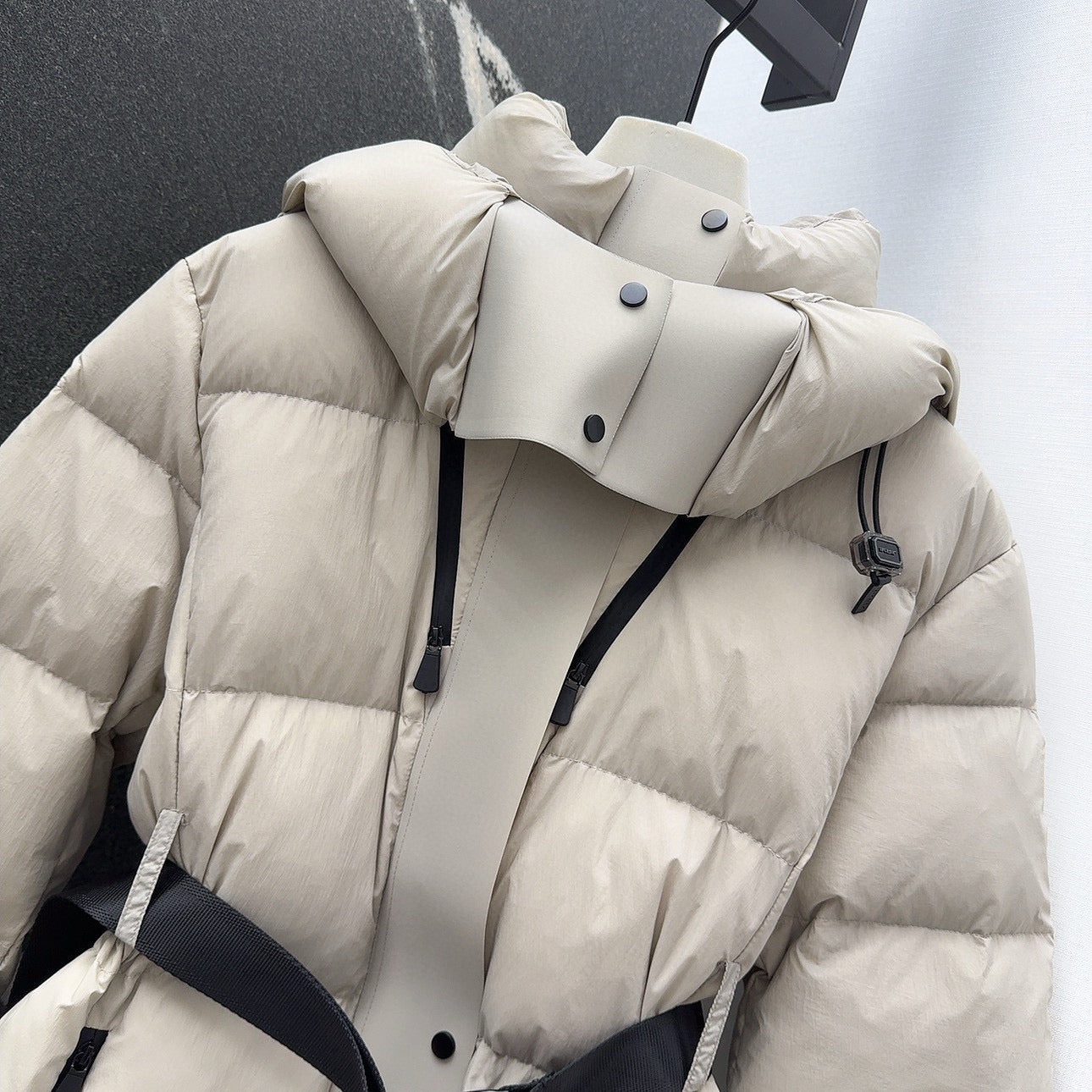 Burberry 25 Stand Collar Hooded Down Jacket White Polyester