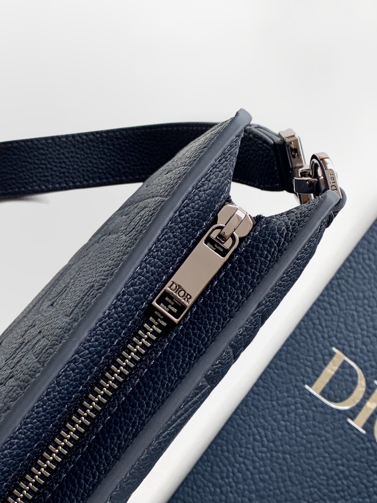 Dior 2026 A5 Triangle Pouch 27cm Navy Grained Calfskin 355418