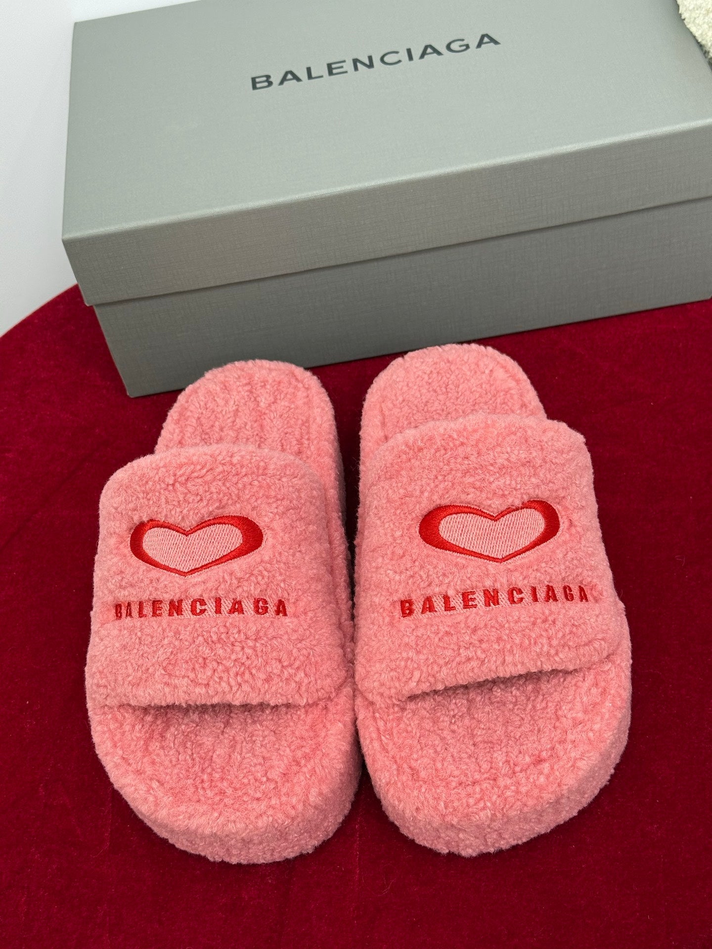 Balenciaga 25s slippers pink red wool  467708