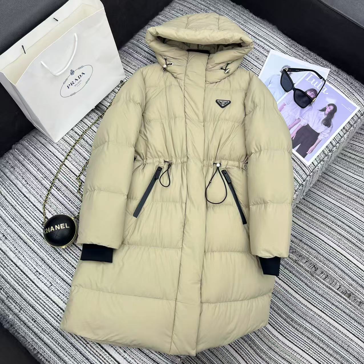 Prada 2025 Drawstring Waist Hooded Jacket Beige Down  Polyester