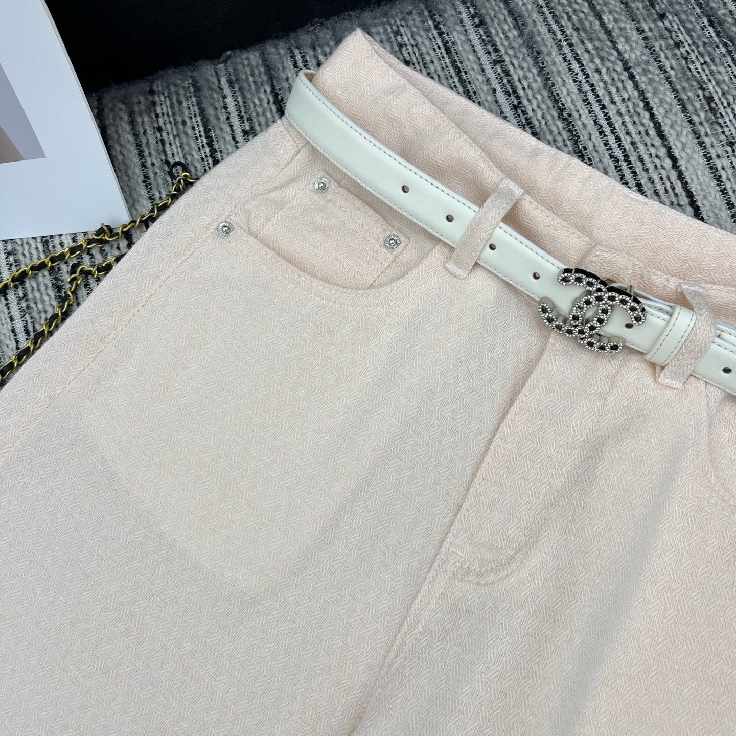 Chanel 2026 Straight-leg Trousers With Double C Leather Belt Light Pink Cotton 365396