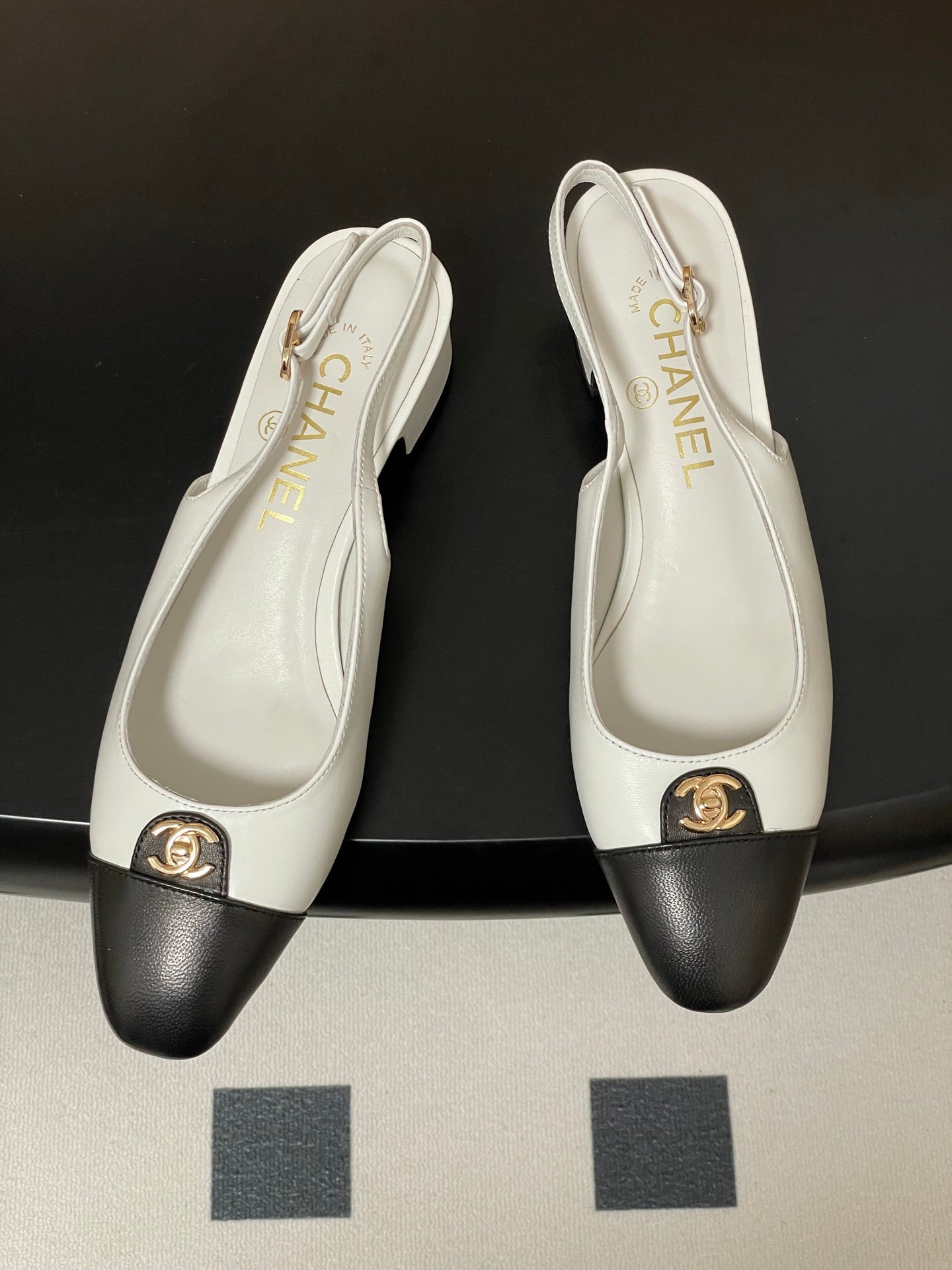 Chanel 25 Slingback 30mm White Black Lambskin 473214