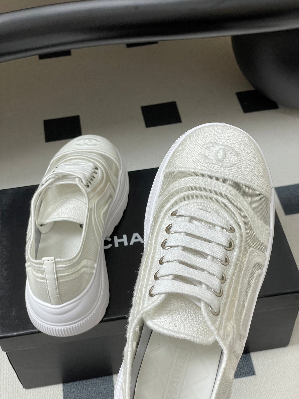 CC 26 Platform Sneaker White Fabric Mesh 593349