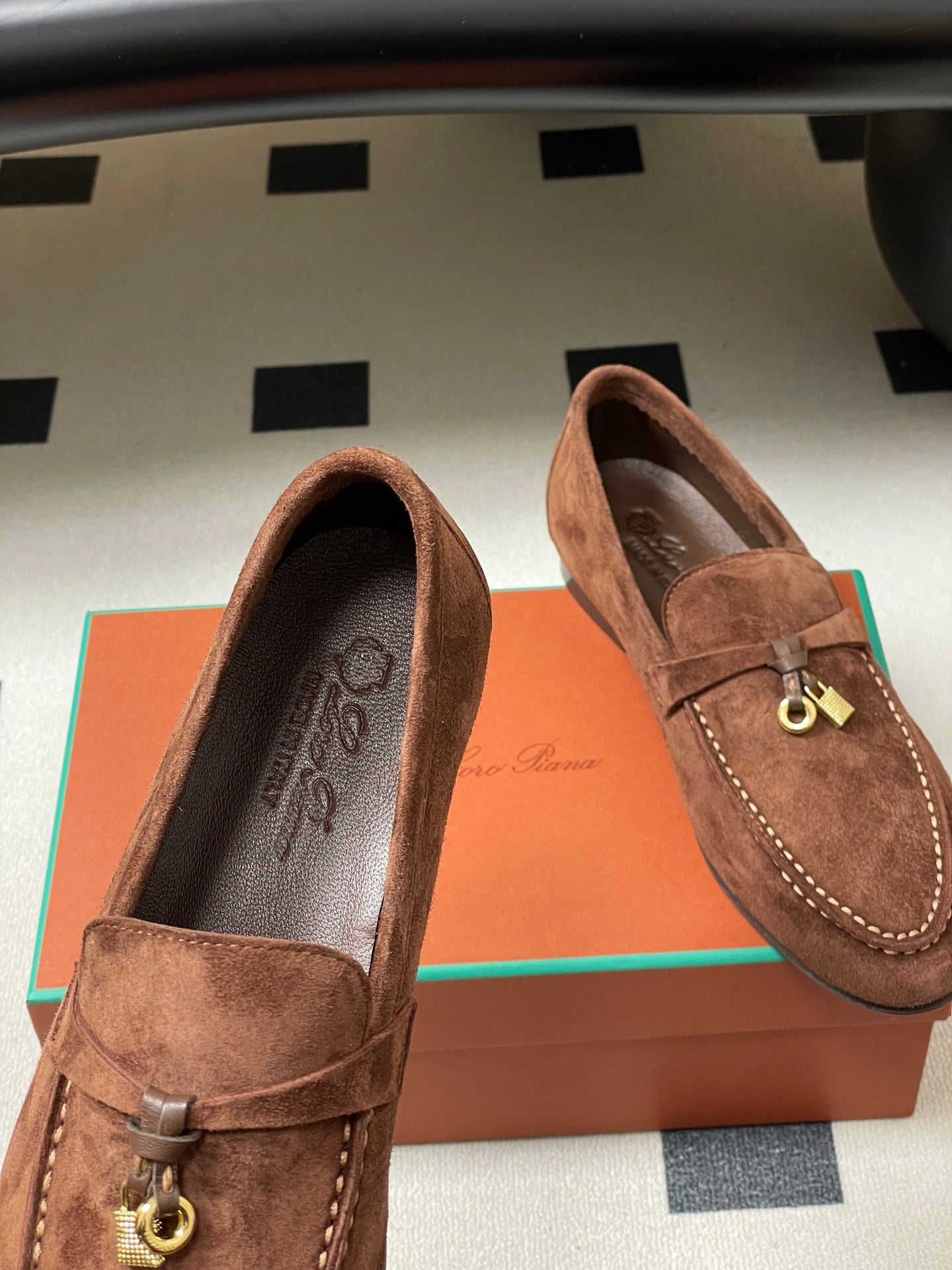 LP 26ss Summer Charms Walk Loafer Brown Gold Suede 181257
