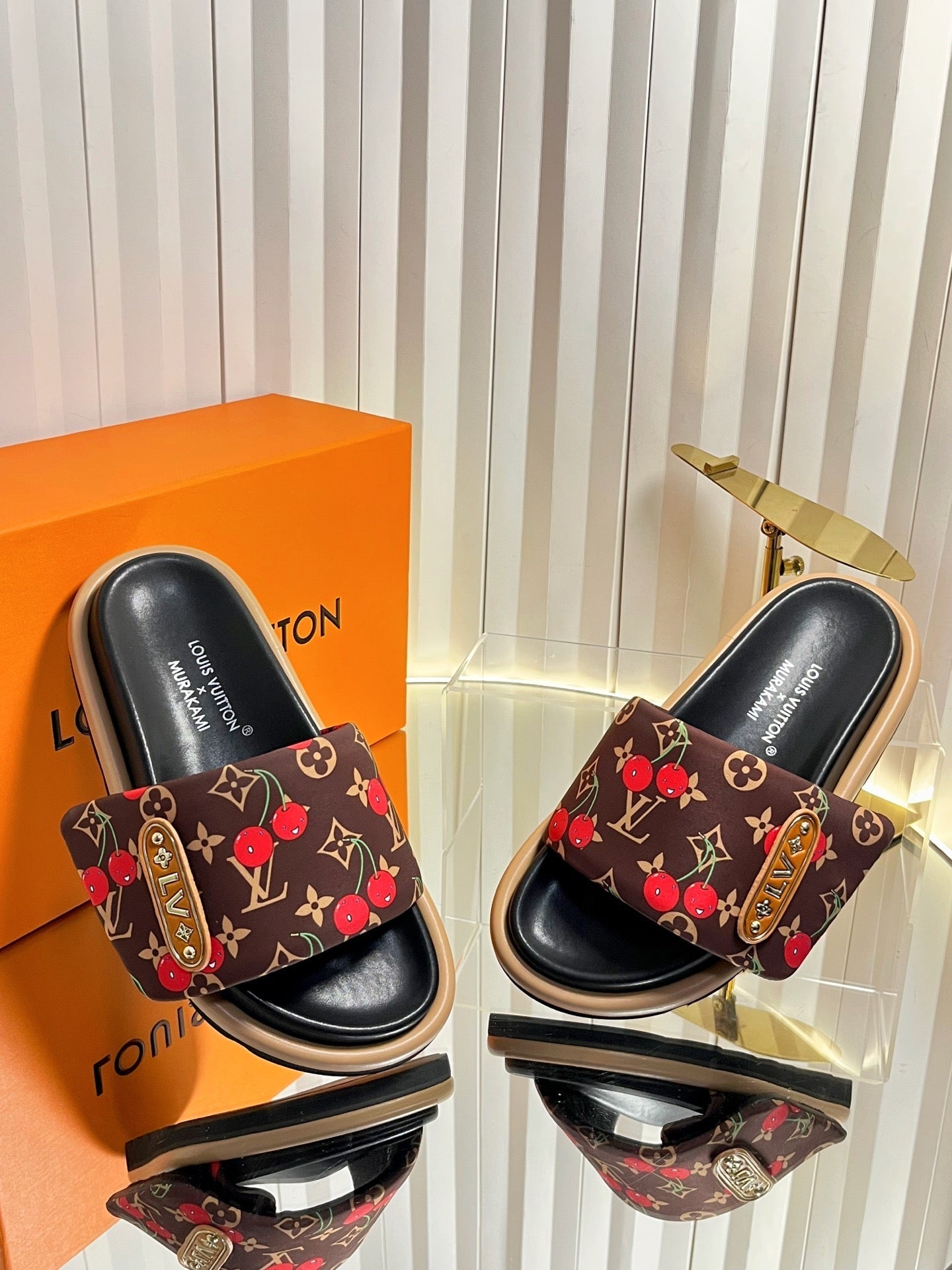 LV 26s Slippers Black Brown Red Fabric Sheepskin 616349
