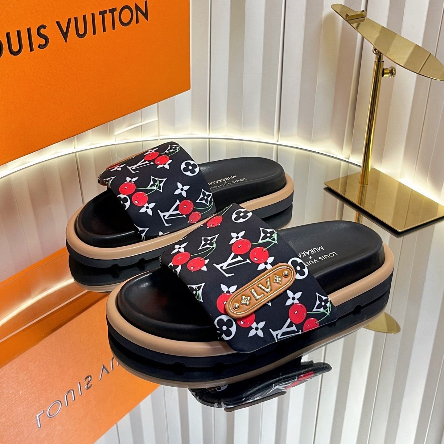 LV 26s Slippers Black Red Fabric Sheepskin 616351