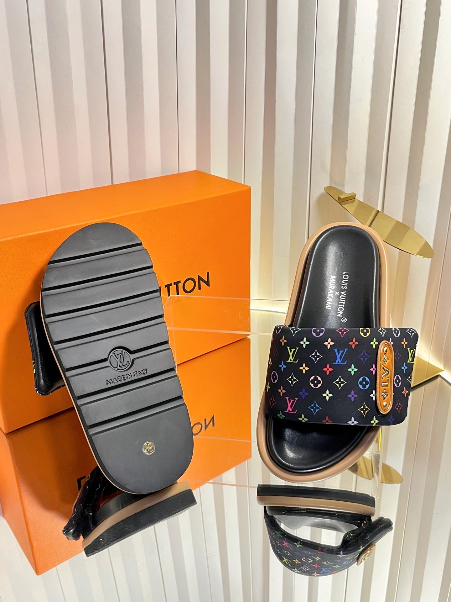 LV 26s Slippers Black Multicolor Fabric Sheepskin 616354
