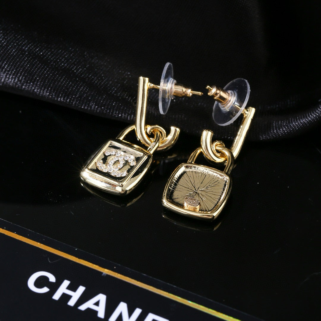 CC Lock Shaped Gold Diamond Earring