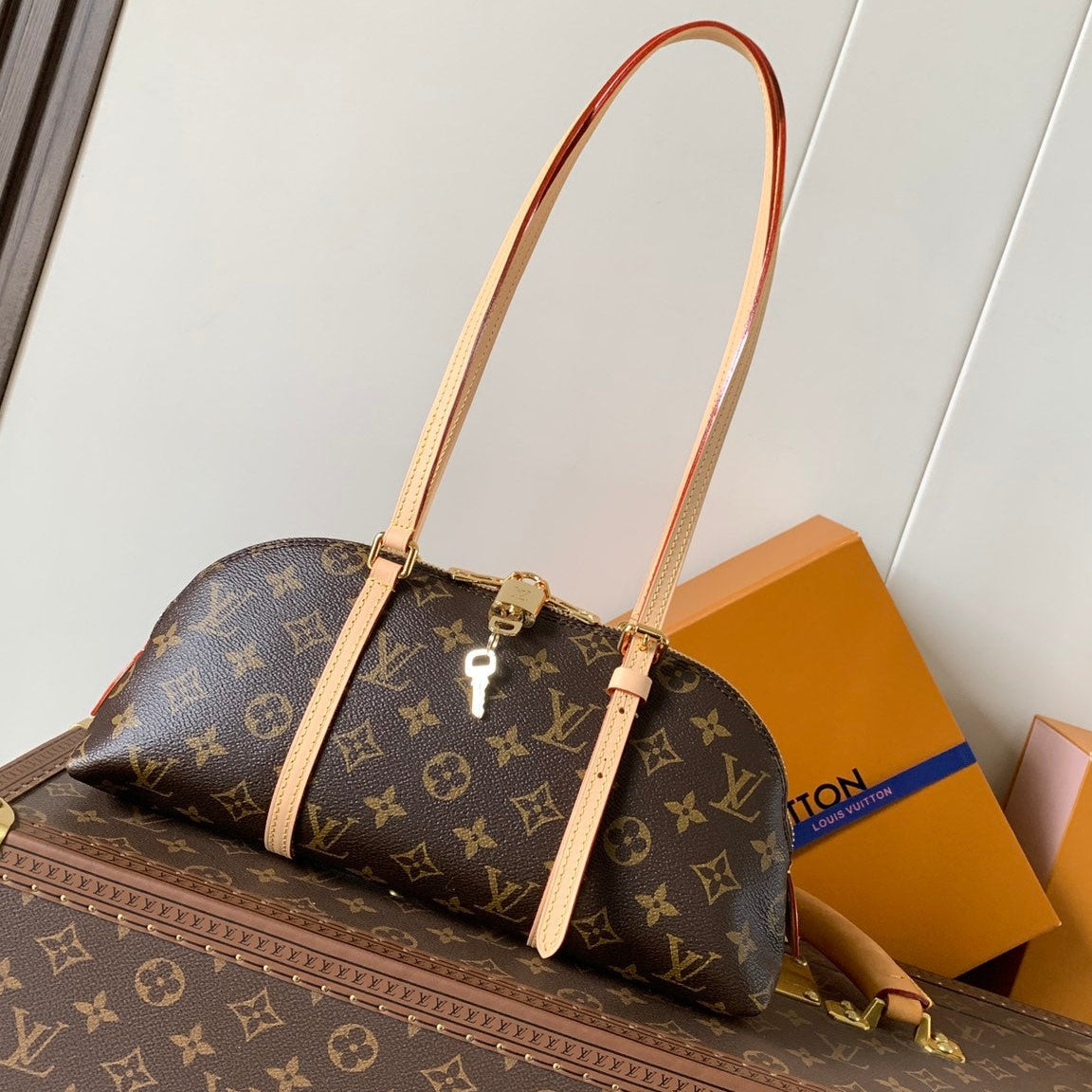 Louis Vuitton 2026 Squire East West 29cm Brown Beige Monogram Canvas Leather