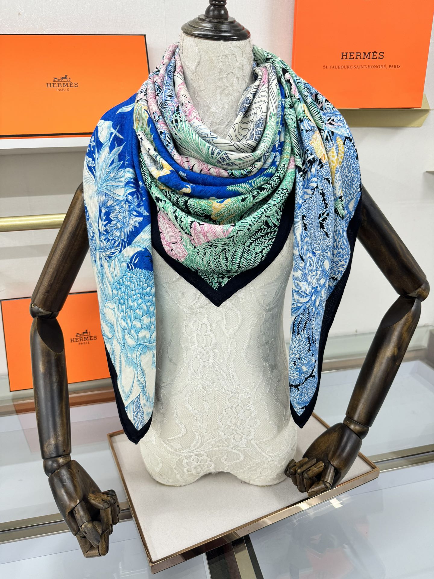 FAUBOURG TROPICAL SHAWL 140 CM IN COLORFUL CASHMERE AND SILK 379770