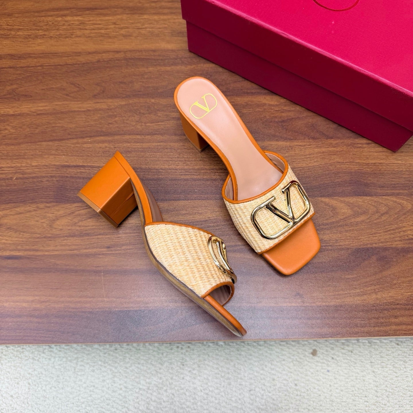 Valentino 2026 VLogo Signature Raffia Block Heel Sandal Woven Calfskin 871040