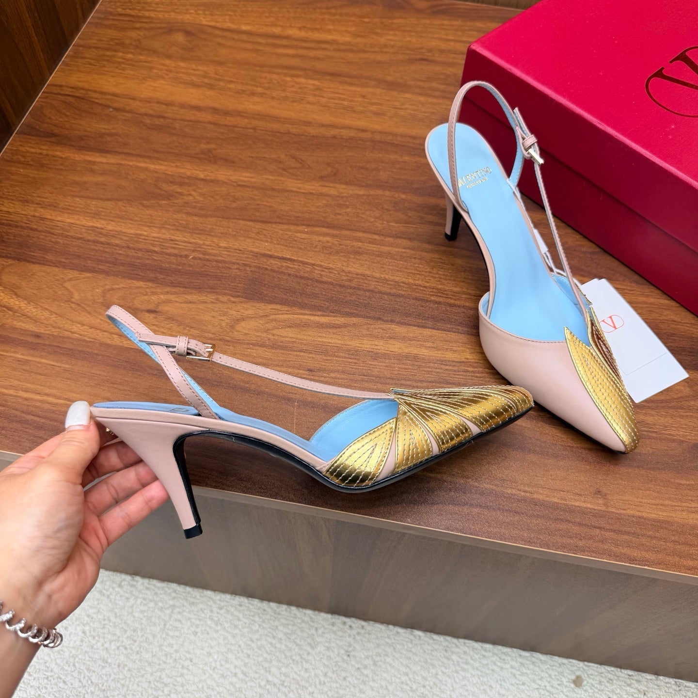 Valentino 2026 Foliefoliage Slingback Pumps Grainet Calfskin 871049