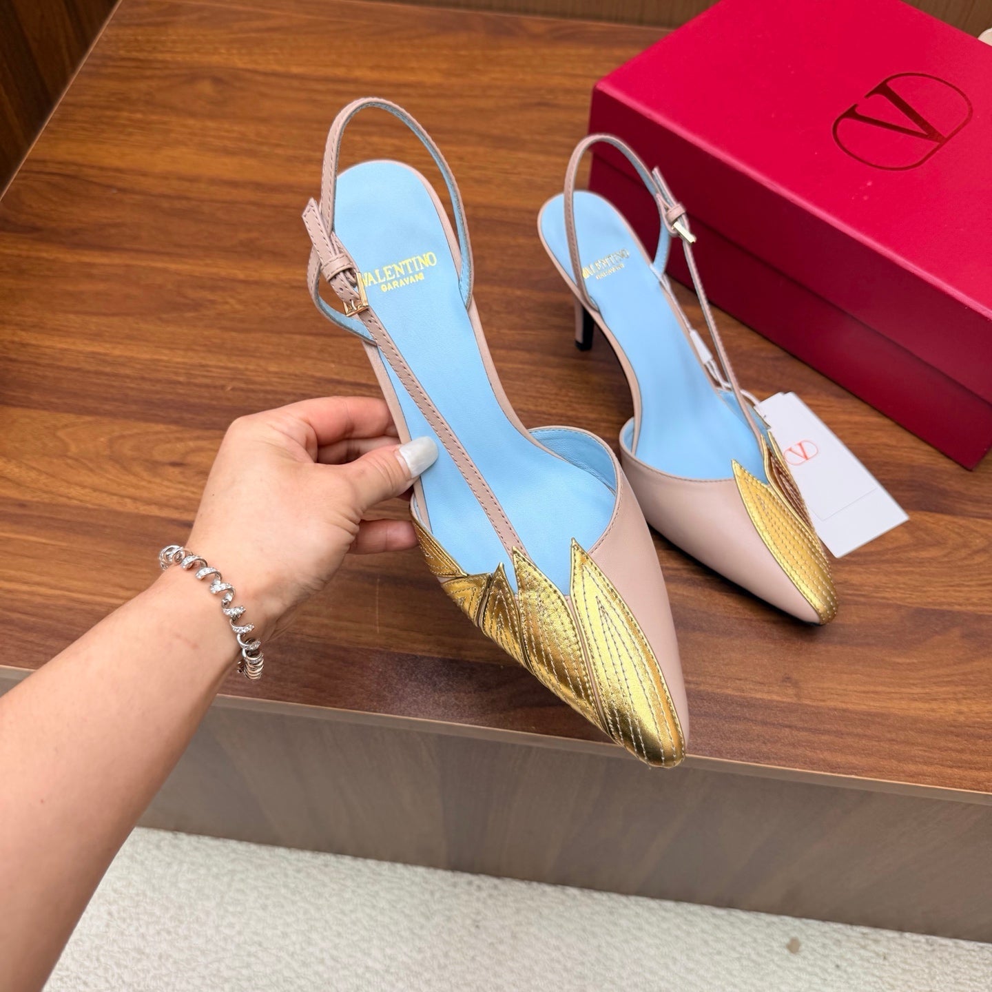 Valentino 2026 Foliefoliage Slingback Pumps Grainet Calfskin 871049