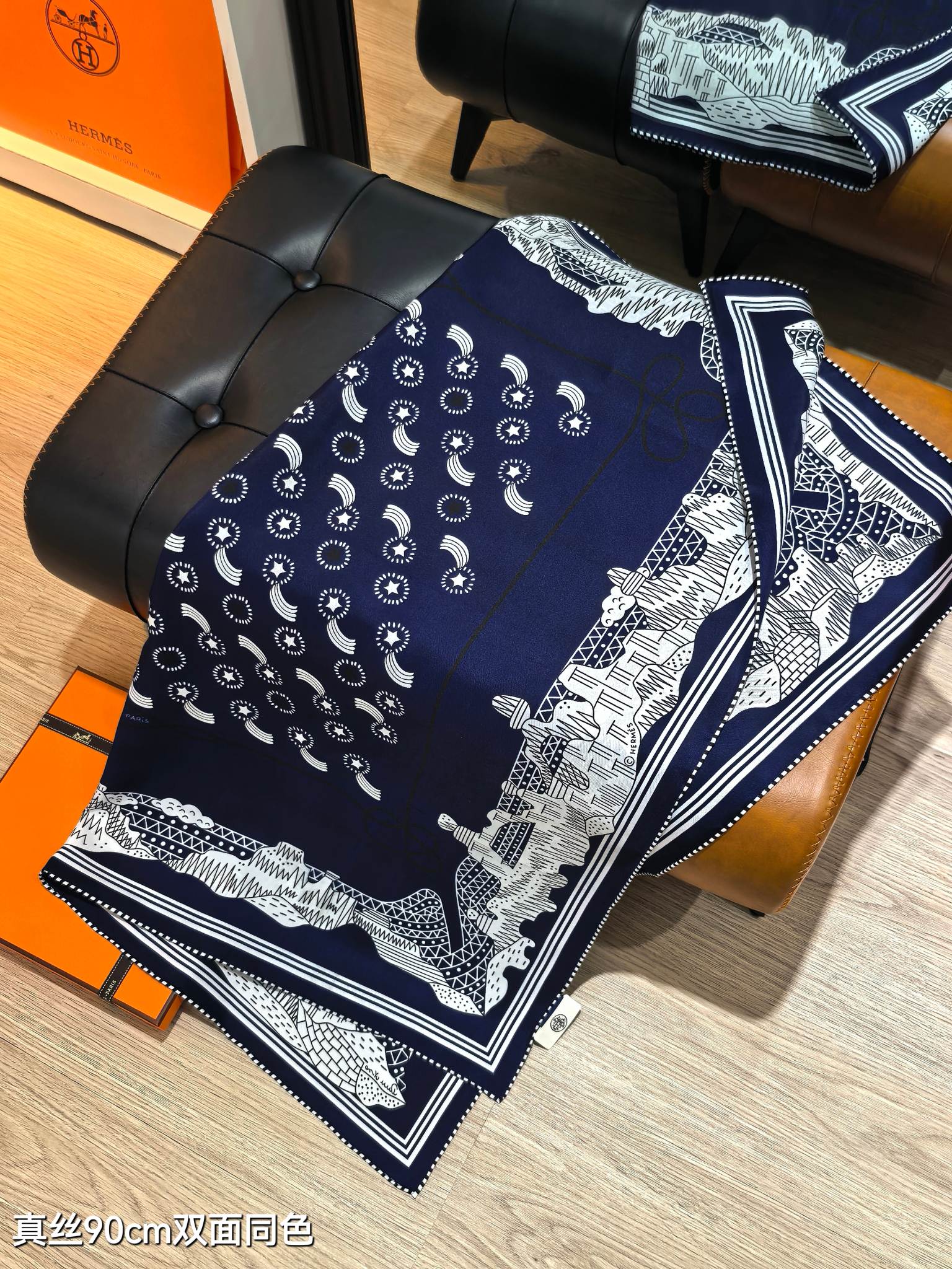 HM 26ss Amazon Scarf 90 Navy Blue Twill Silk 126312