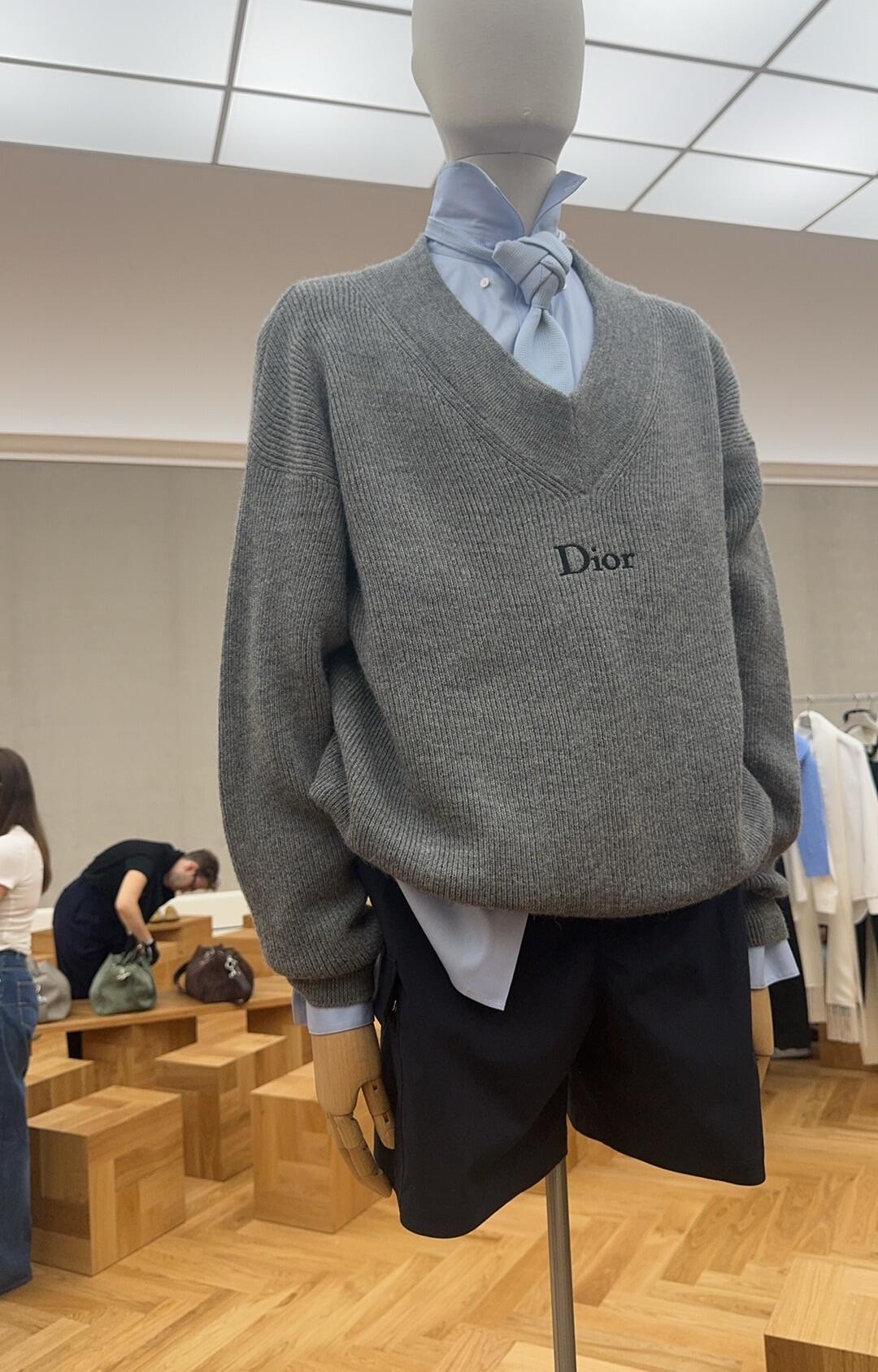 CD 25 Sweater Grey Wool 629562