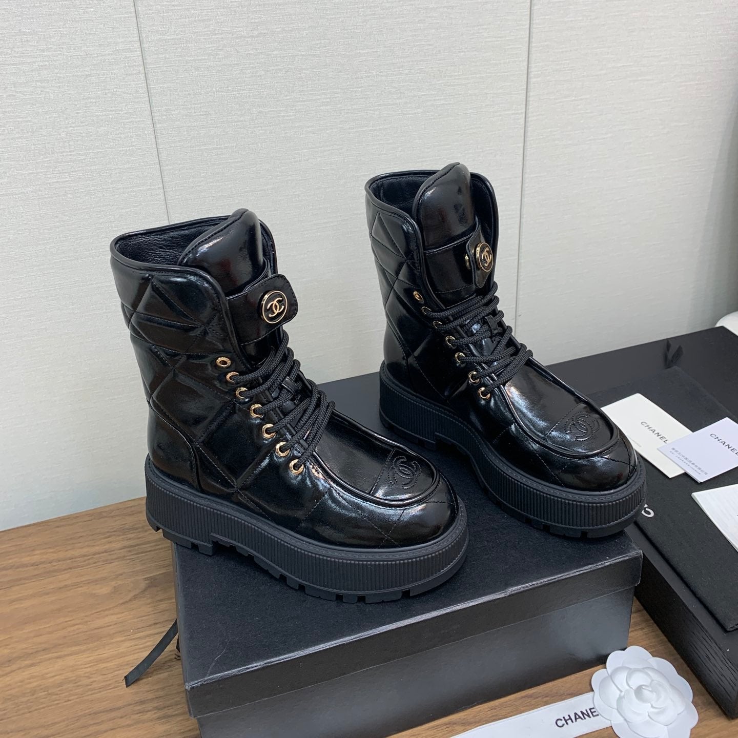 CC Short Boots 30mm Gloosy Black Cowhide