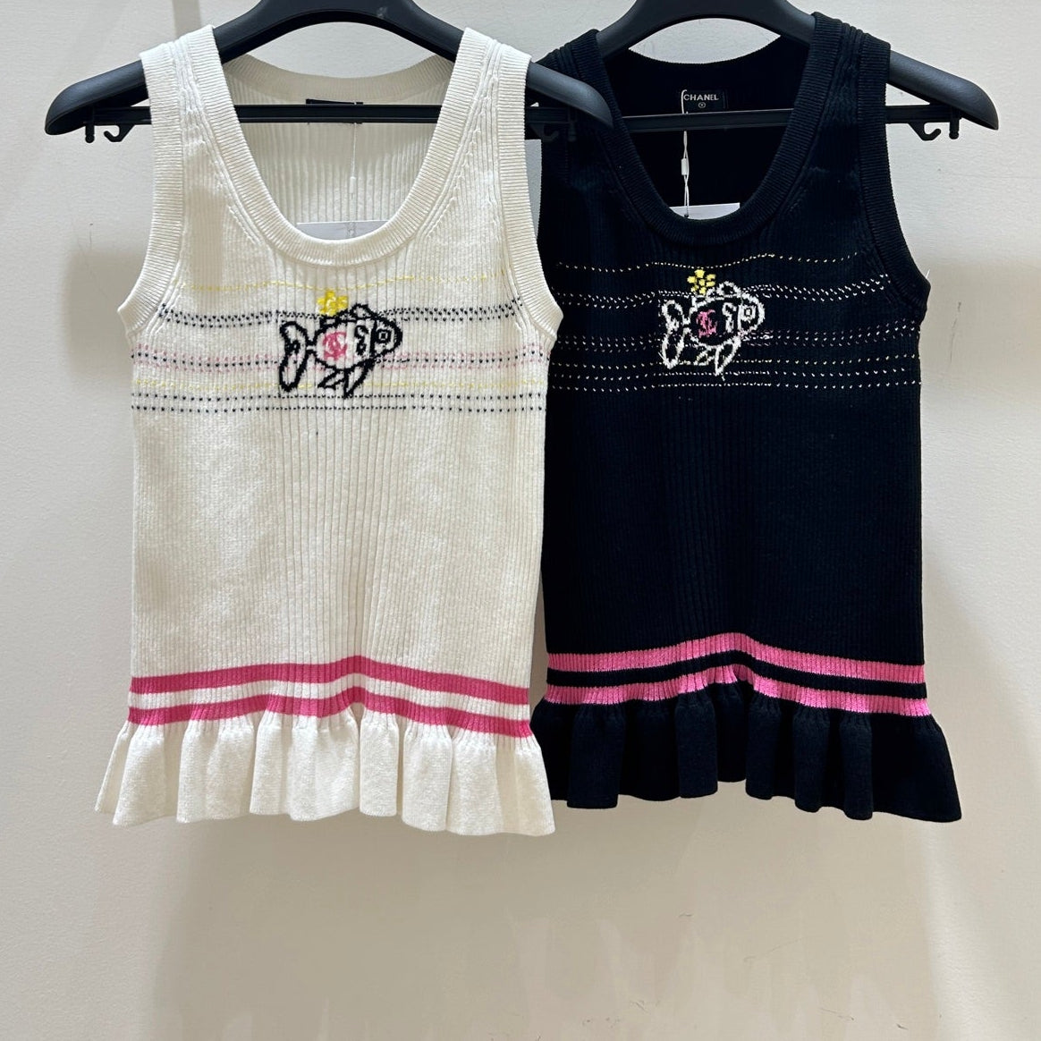 Chanel 2026 Embroidered Ruffled Knit Vest Cashmere 167238