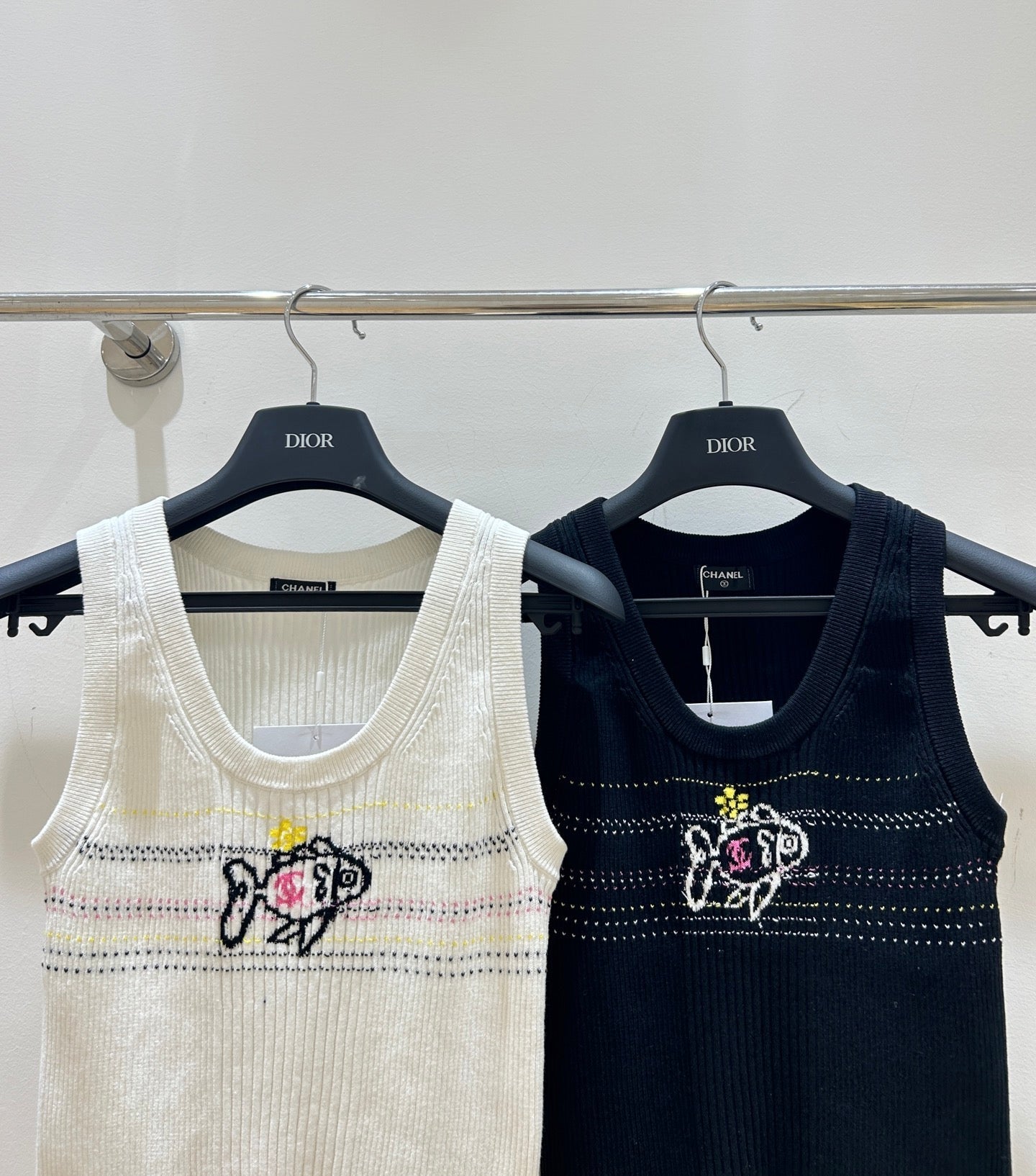 Chanel 2026 Embroidered Ruffled Knit Vest Cashmere 167238
