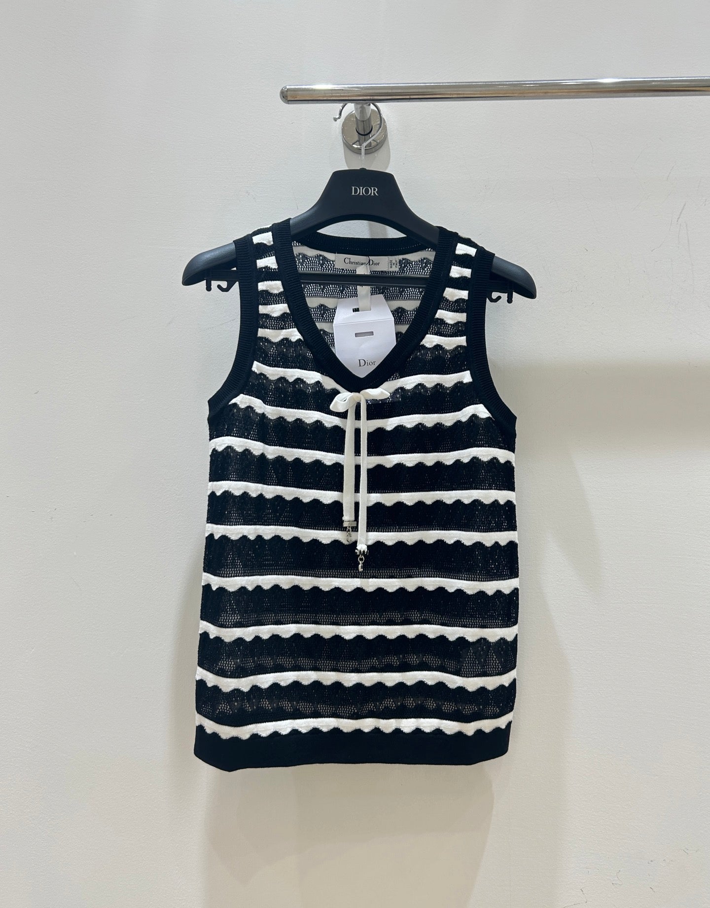 Dior 2026 Knit Vest Black And White Bow Detail Tencel 479351