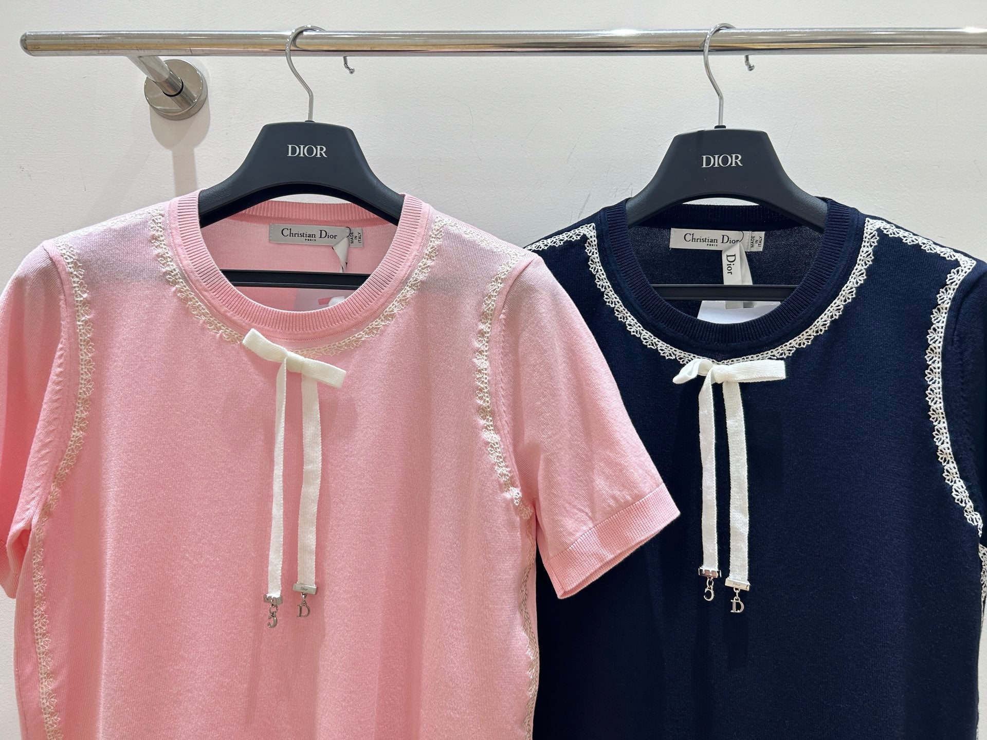 Dior 2026  Short-sleeved Top Navy Blue and Pink Tencel 392520
