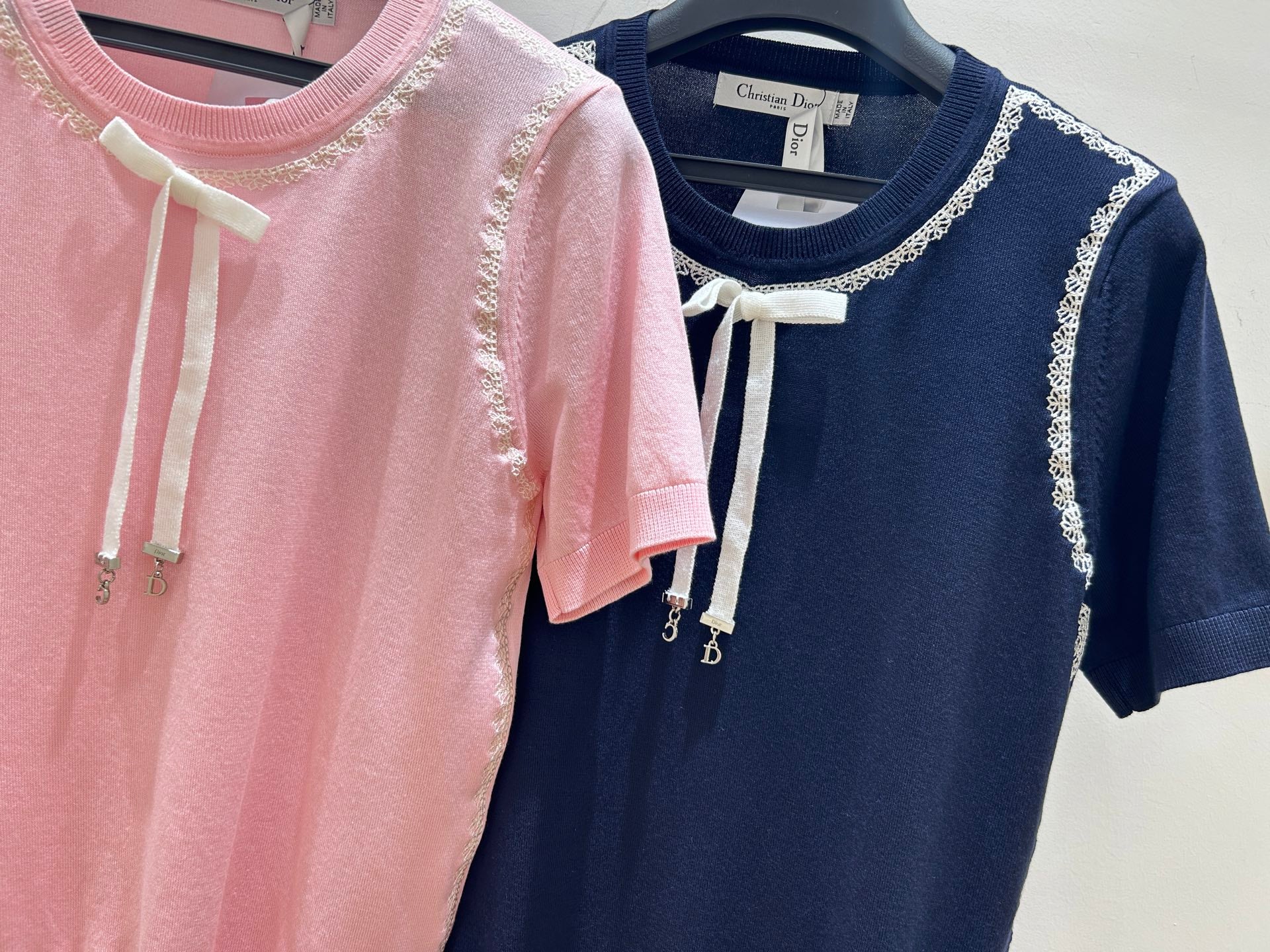 Dior 2026  Short-sleeved Top Navy Blue and Pink Tencel 392520