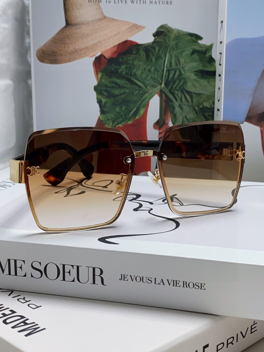 TRIOMPHE SQUARE SUNGLASSES 552781 IN HAVANA ACETATE