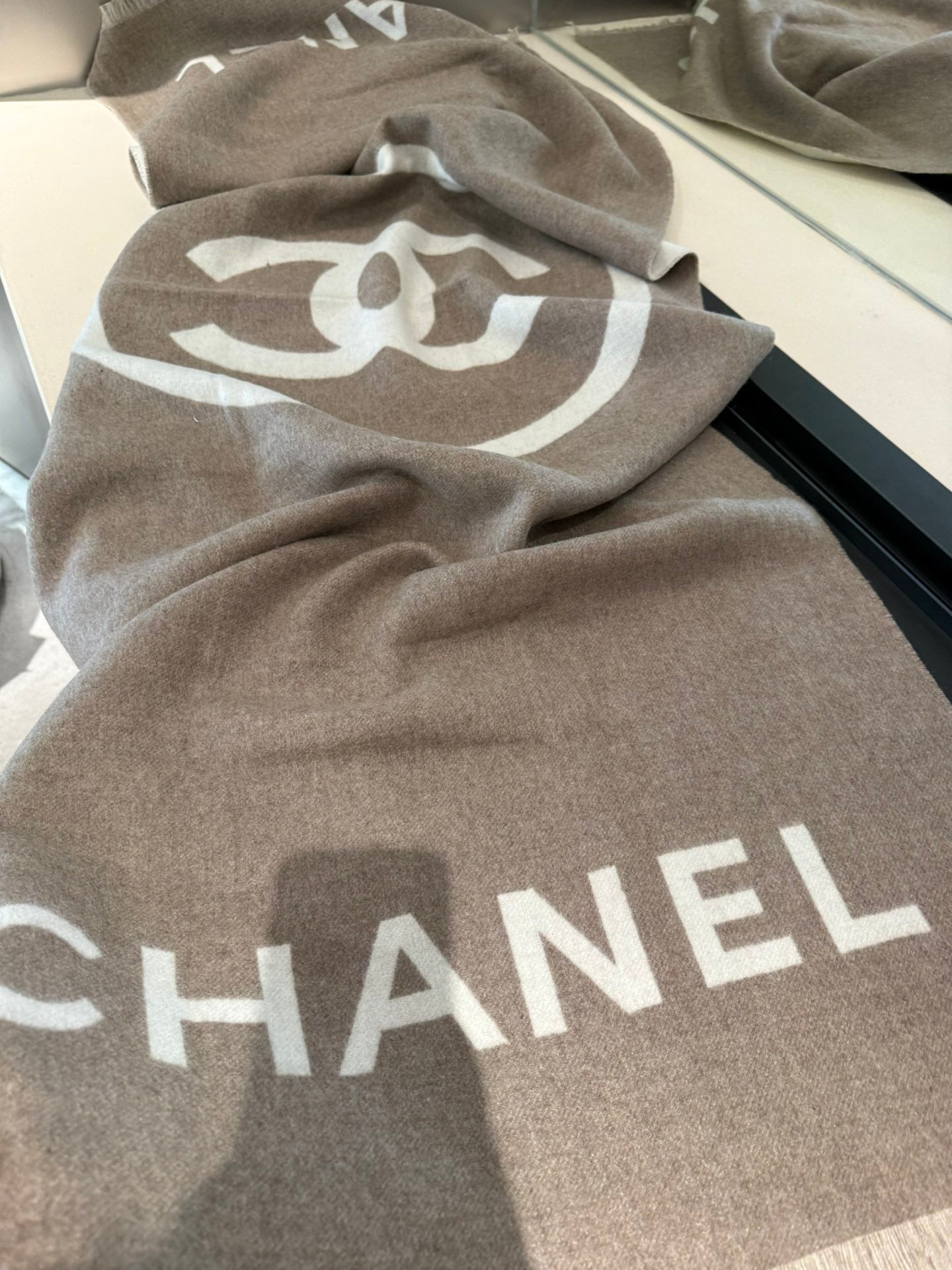 CC Scarf 200 CM In Brown Mix White Cashmere 401298