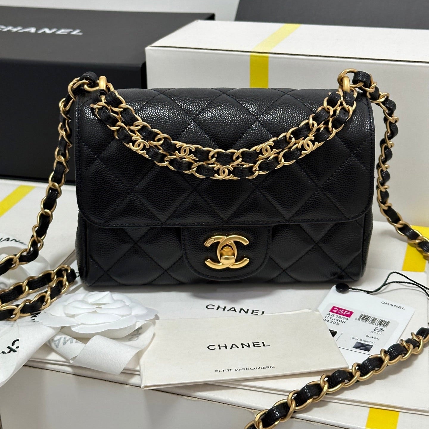 CC 25P Flap 18 Bag Black Cowhide Gold Hardware 243560