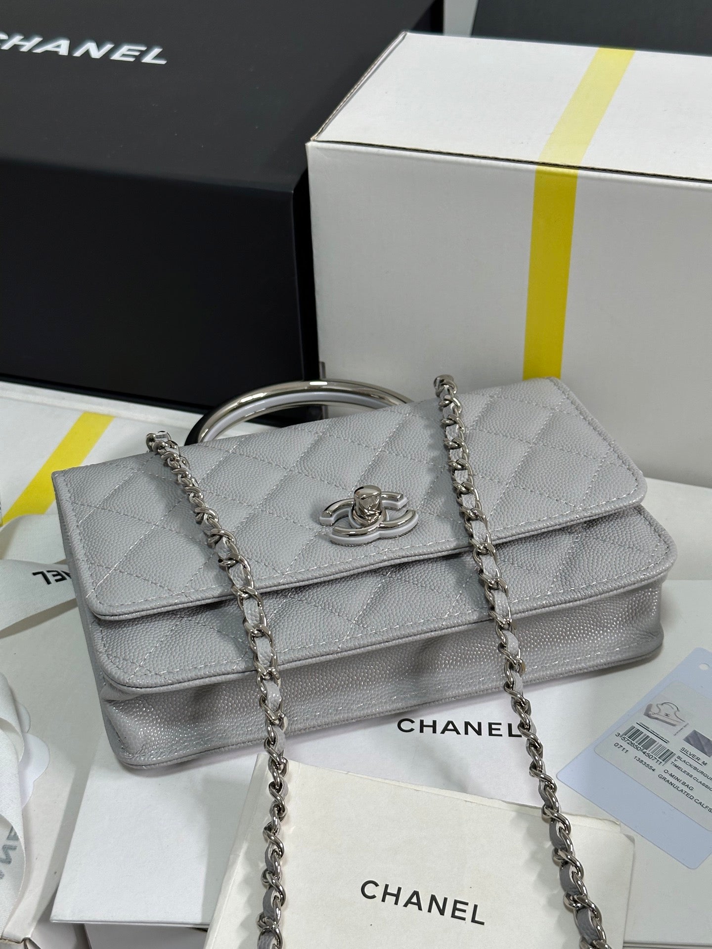 CC 25P Wallet Woc Handle 19cm Light Gray Leather Silver Hardware 243454