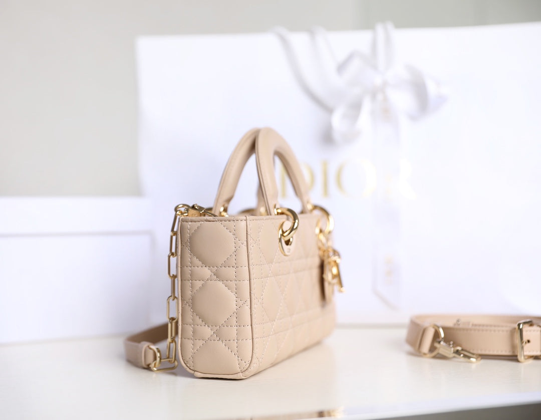 SMALL LADY D-JOY 22 LAMBSKIN