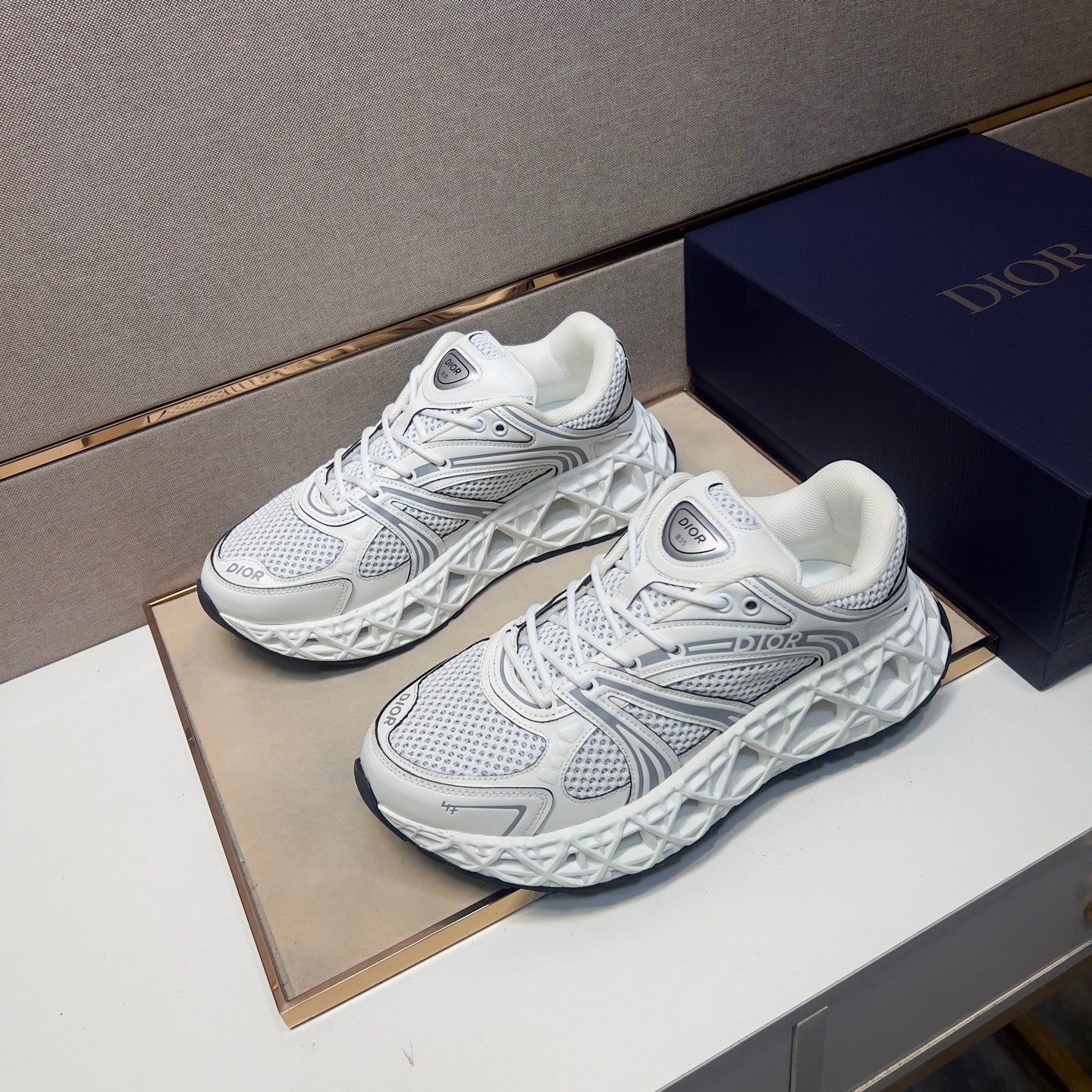 CD 25 B35 Sneaker White Mesh Rubber 649673
