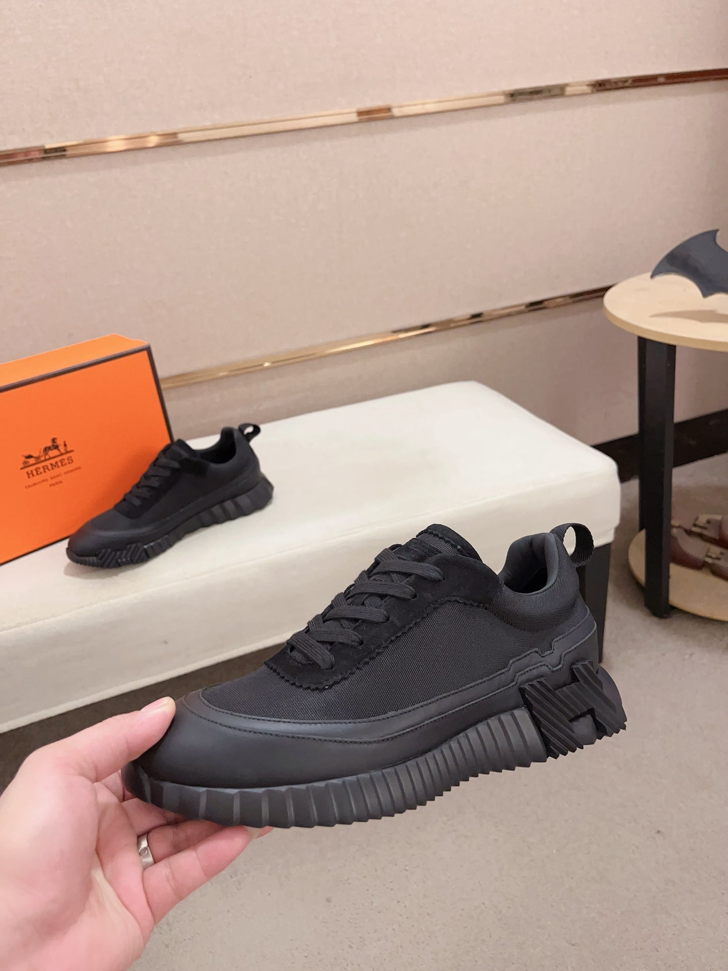 HM BOUNCING SNEAKER BLACK CALFSKIN