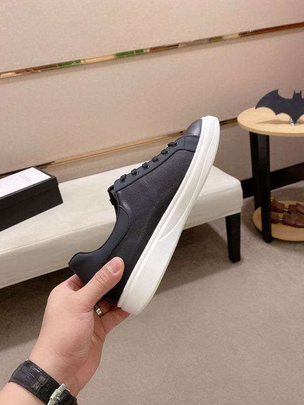 GG Men's Sneaker Black Cowhide 533953